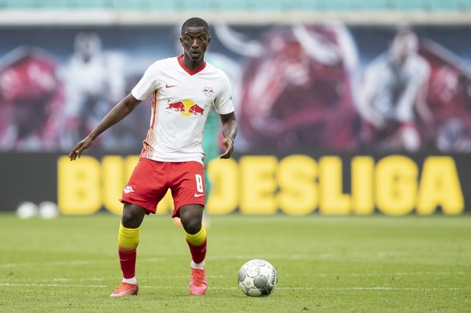 Haidara được xem là mục tiêu chuyển nhượng đầu tiên của HLV Rangnick tại Manchester United.