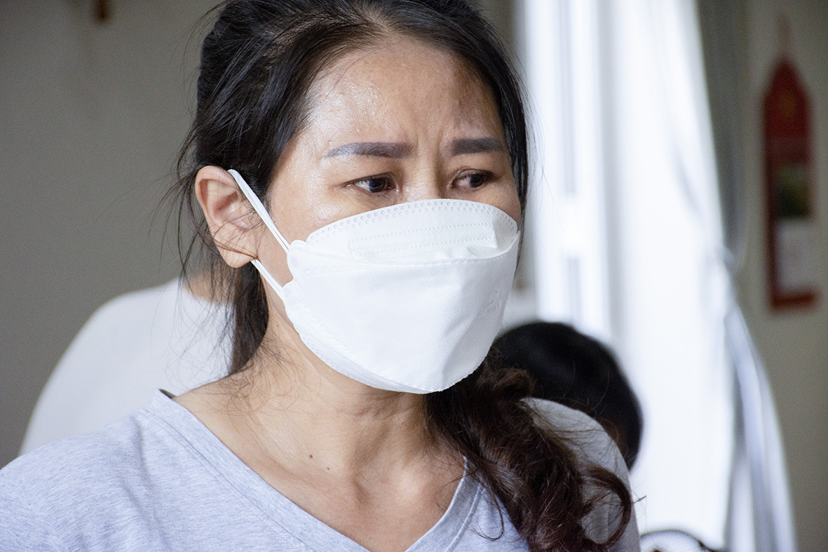 Bà Lê Thị Nhân - mẹ của em Lưu Xuân Hoàng Nguyên (SN 2002) và em Nguyễn Lập Trường (SN 2010) ngụ tại phường 3, TP.Vũng Tàu xúc động và chân thành cảm ơn sự quan tâm động viên, hỗ trợ của Quỹ “Tấm lòng vàng” Báo Bà Ria-Vũng Tàu và các nhà hảo tâm với gia đình.