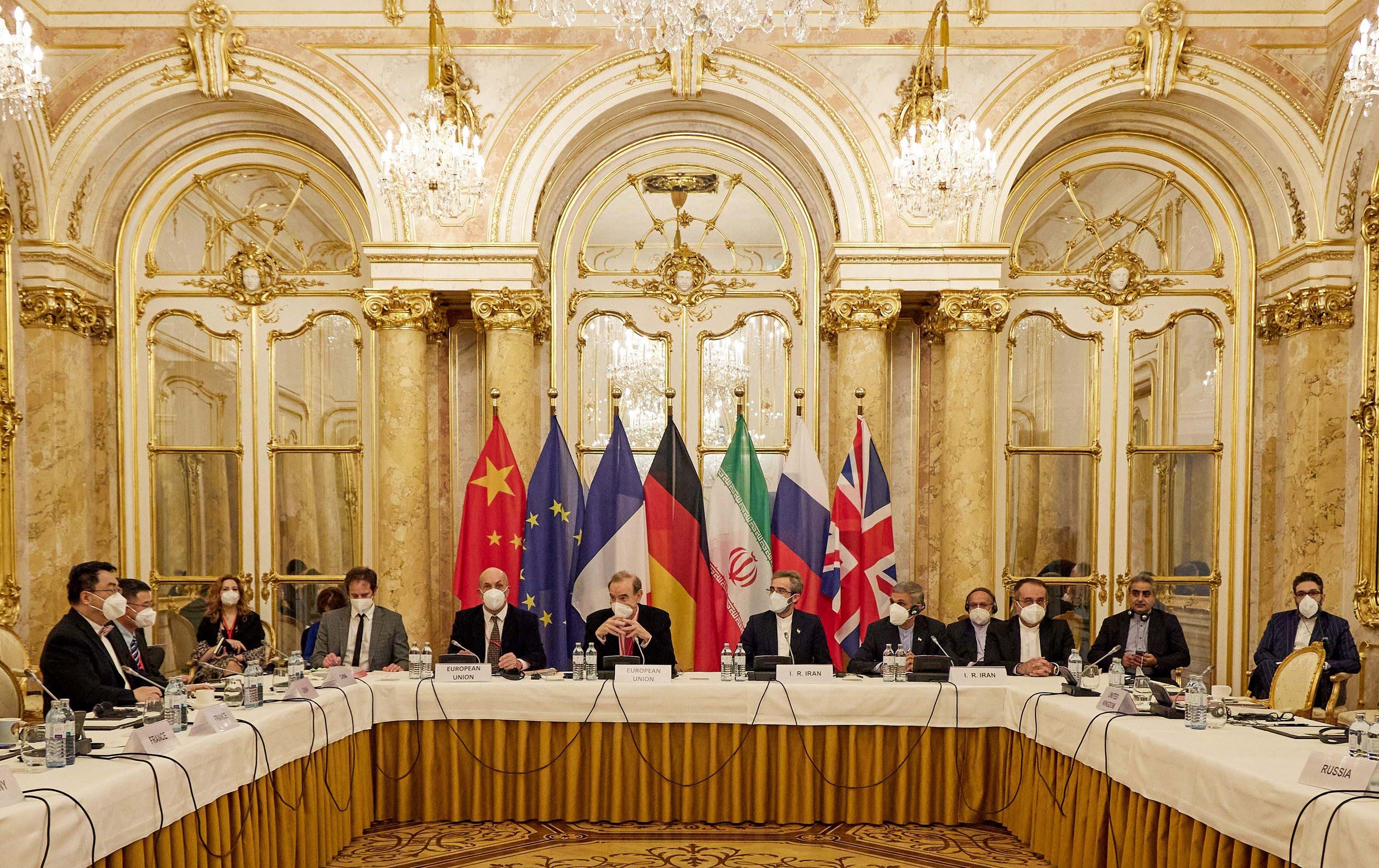 Toàn cảnh đàm phán khôi phục thỏa thuận hạt nhân Iran tại Vienna, Áo.