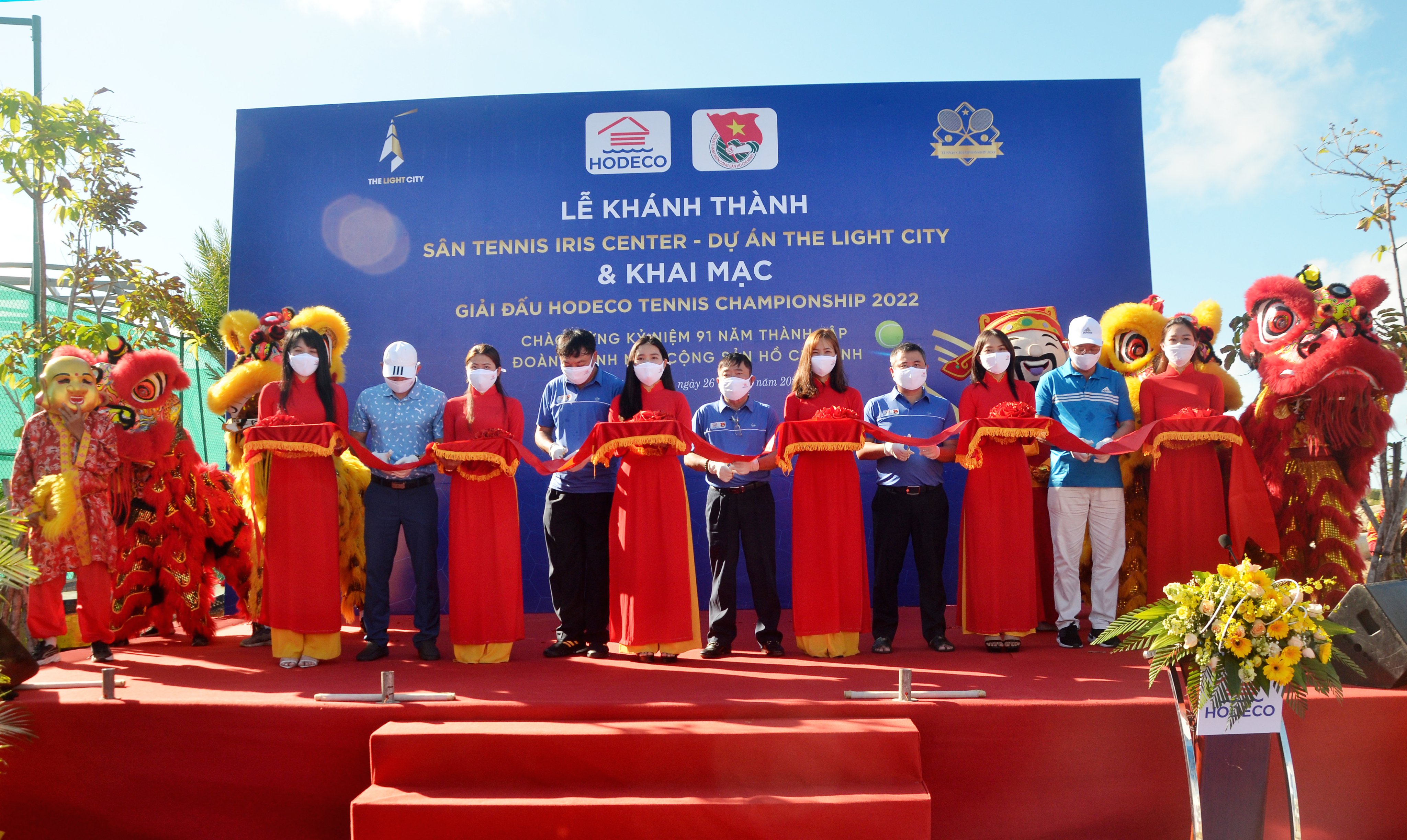 Lễ cắt băng khánh thành sân tennis