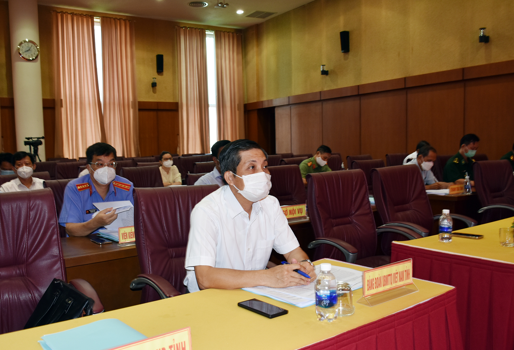 Các đại biểu tham dự hội nghị.