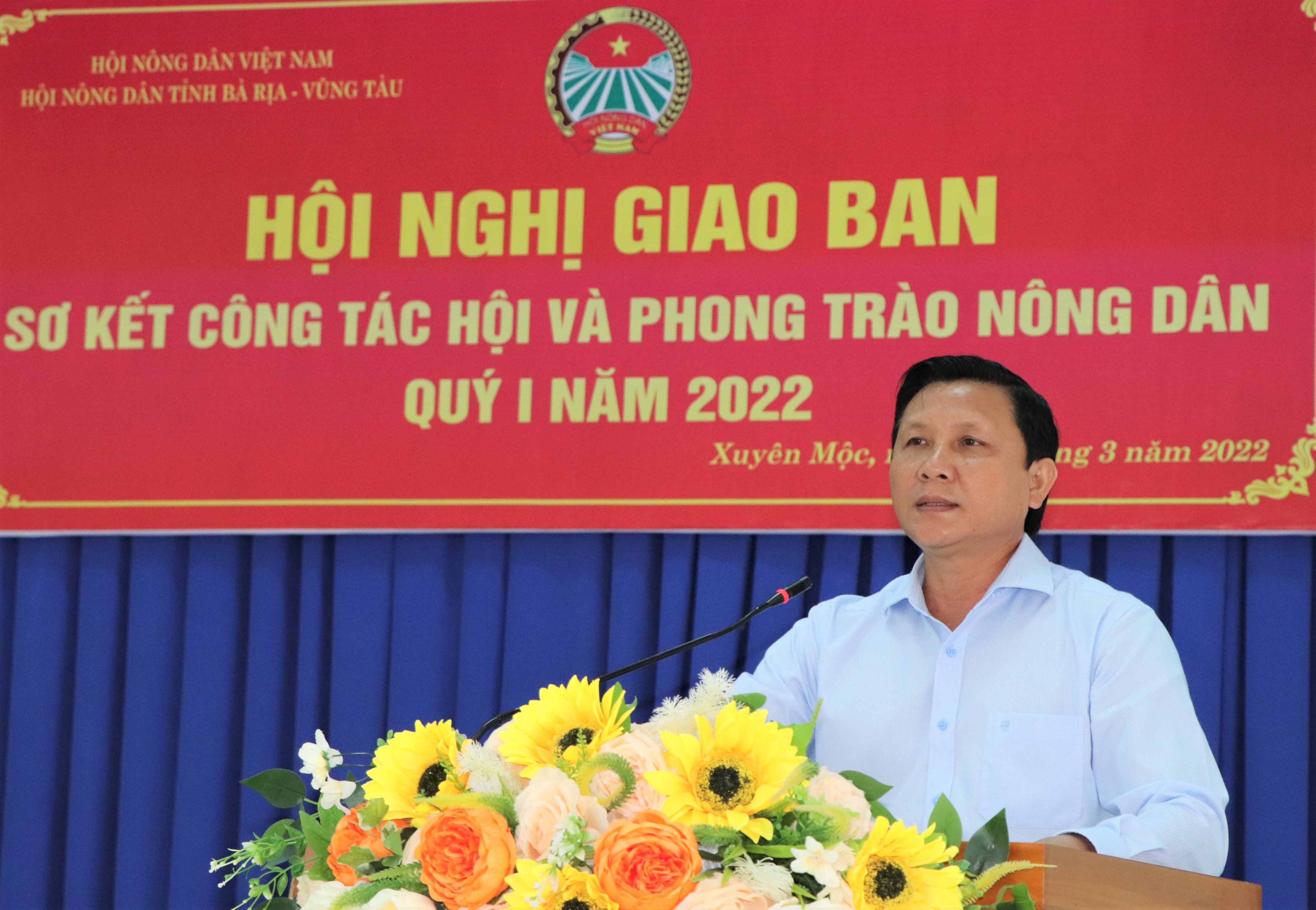 Ông Mai Minh Quang, Chủ tịch Hội Nông dân tỉnh phát biểu tại hội nghị.