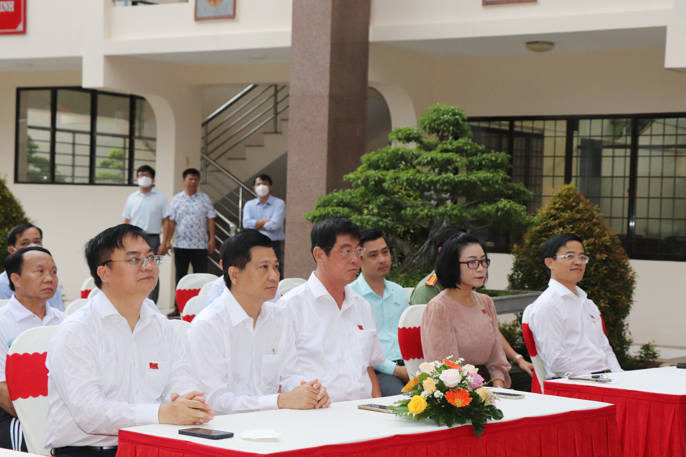 Lãnh đạo tỉnh và lãnh đạo TP. Vũng Tàu dự lễ ra mắt chương trình.