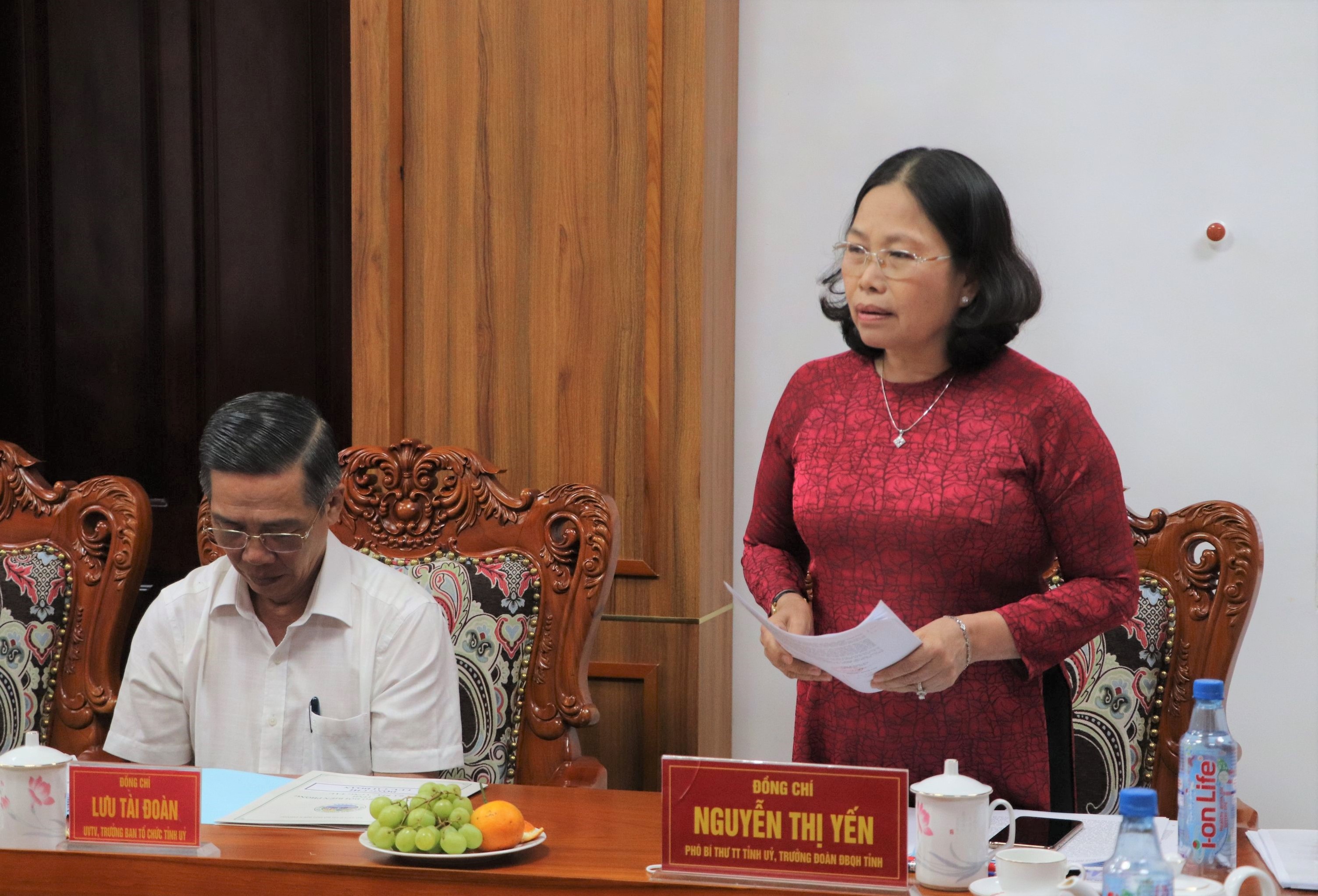 Bà Nguyễn Thị Yến, Phó Bí thư Thường trực Tỉnh ủy, Trưởng Đoàn ĐBQH tỉnh đề nghị Đảng ủy BĐBP tỉnh cần có giải pháp thực hiệu quả công tác bồi dưỡng, quy hoạch cán bộ.