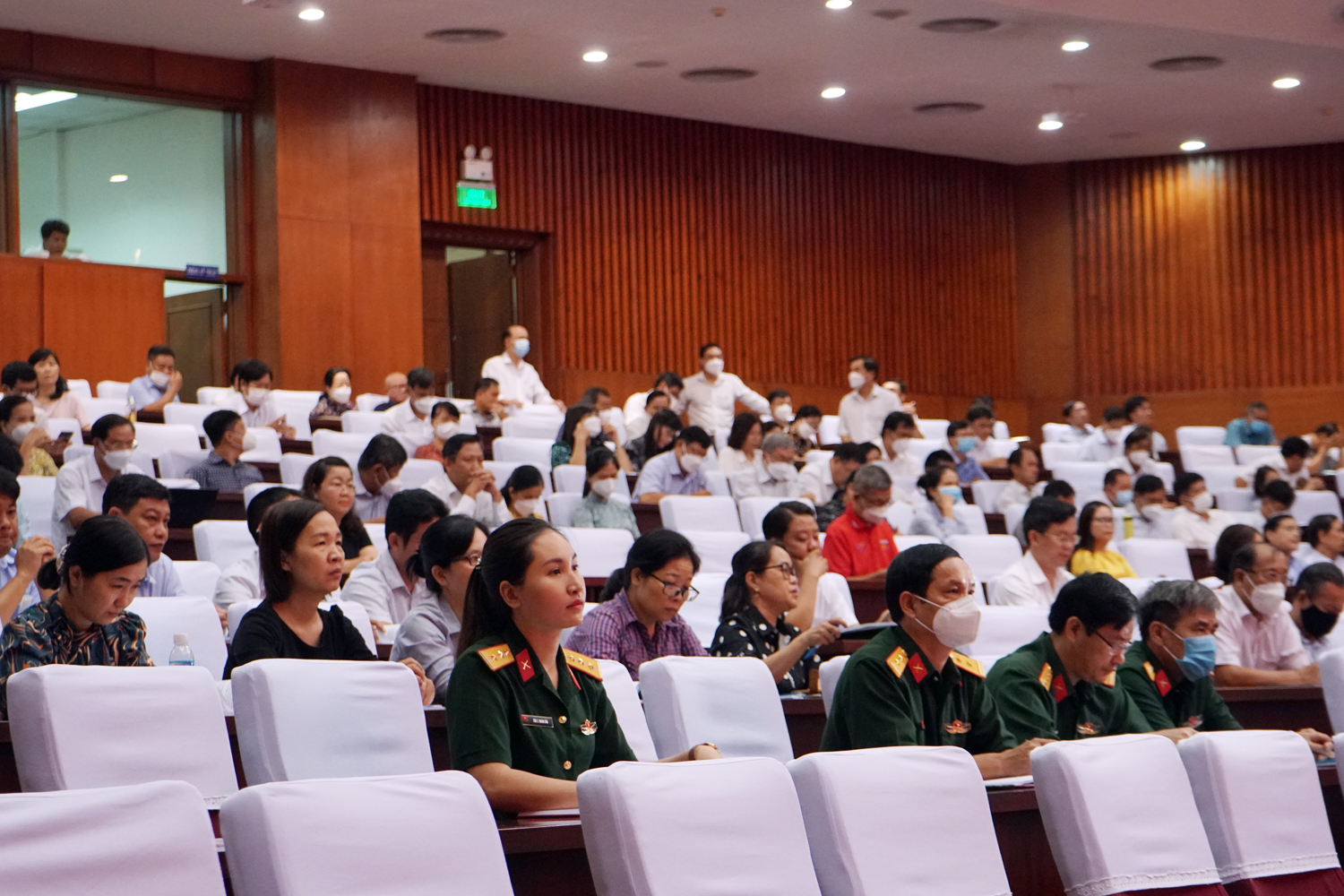 Các đại biểu dự hội nghị tập huấn.