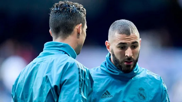 Benzema nghiên cứu mọi thứ về Ronaldo.