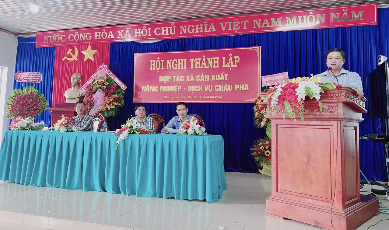 Hội nghị thành lập HTX Nông nghiệp - Dịch vụ Châu Pha.