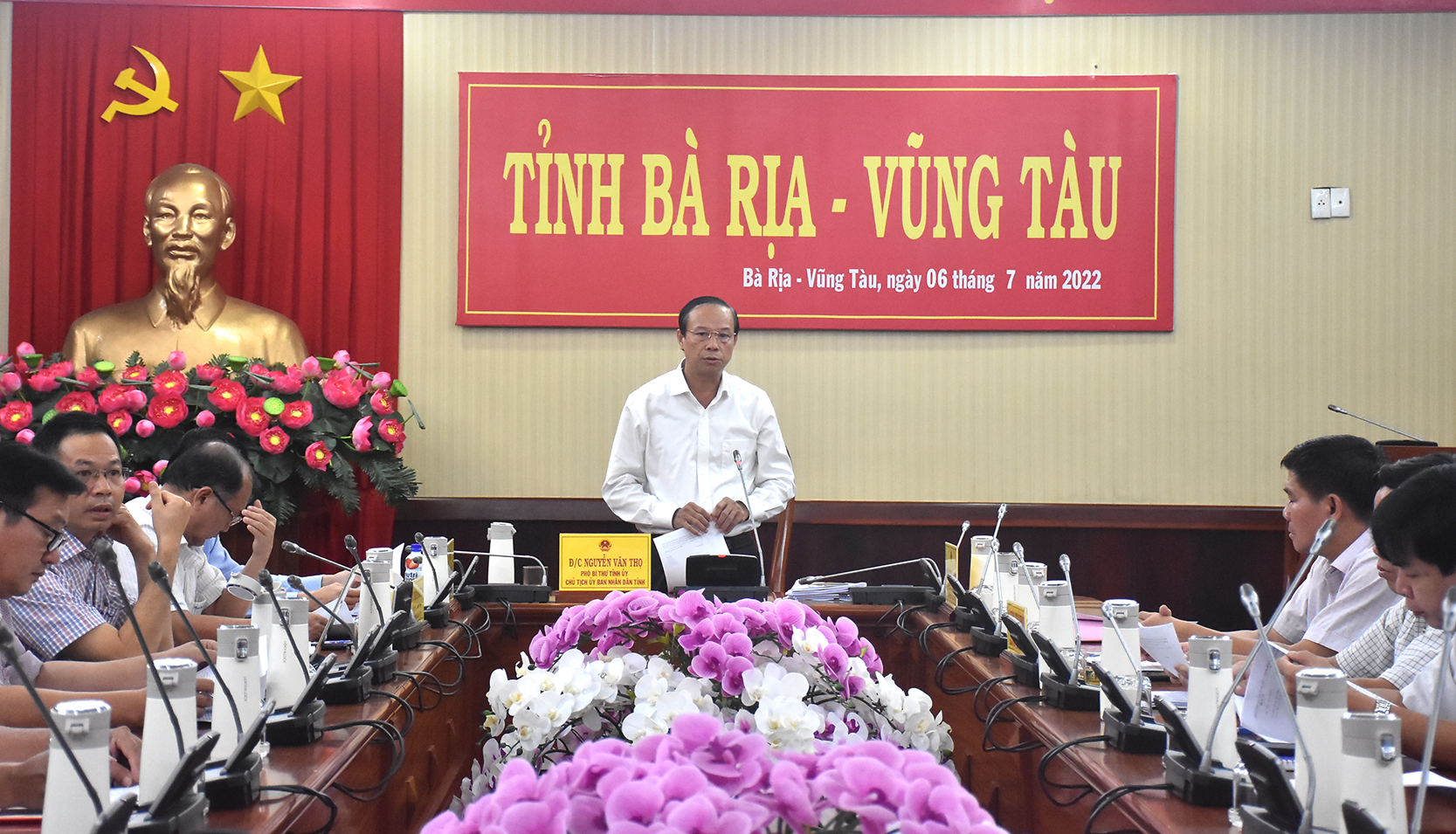 Chủ tịch UBND tỉnh Nguyễn Văn Thọ, phát biểu chỉ đạo tại buổi làm việc.