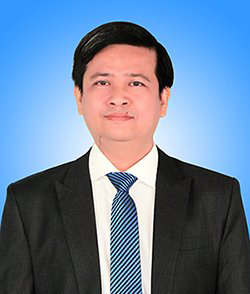 TS tại điểm thi THPT Bà Rịa thở phào nhẹ nhõm sau khi kết thúc môn thi tự nhiên và xã hội sáng 8/7. Ảnh: BẢO KHÁNH