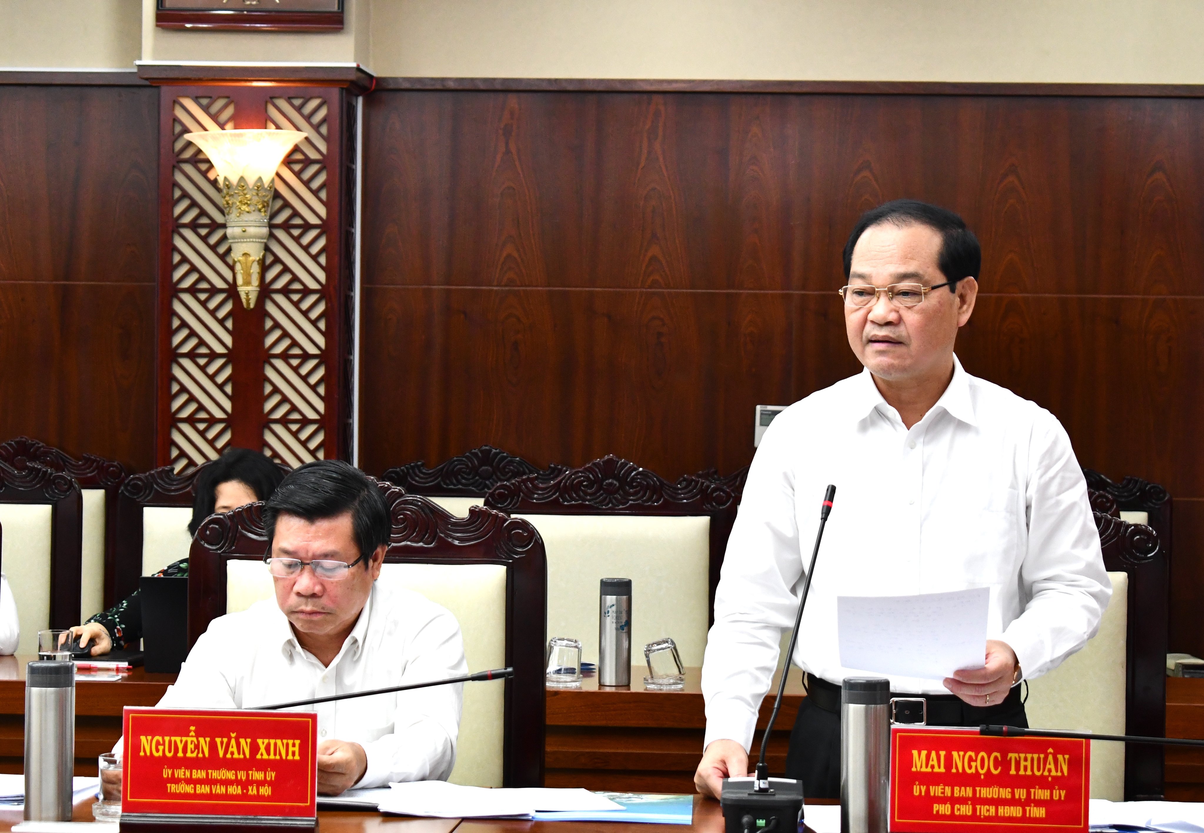 Ông Mai Ngọc Thuận, Ủy viên Ban Thường vụ Tỉnh ủy, Phó Chủ tịch HĐND tỉnh thông tin về nội dung, chương trình kỳ họp thứ 8, HĐND tỉnh.
