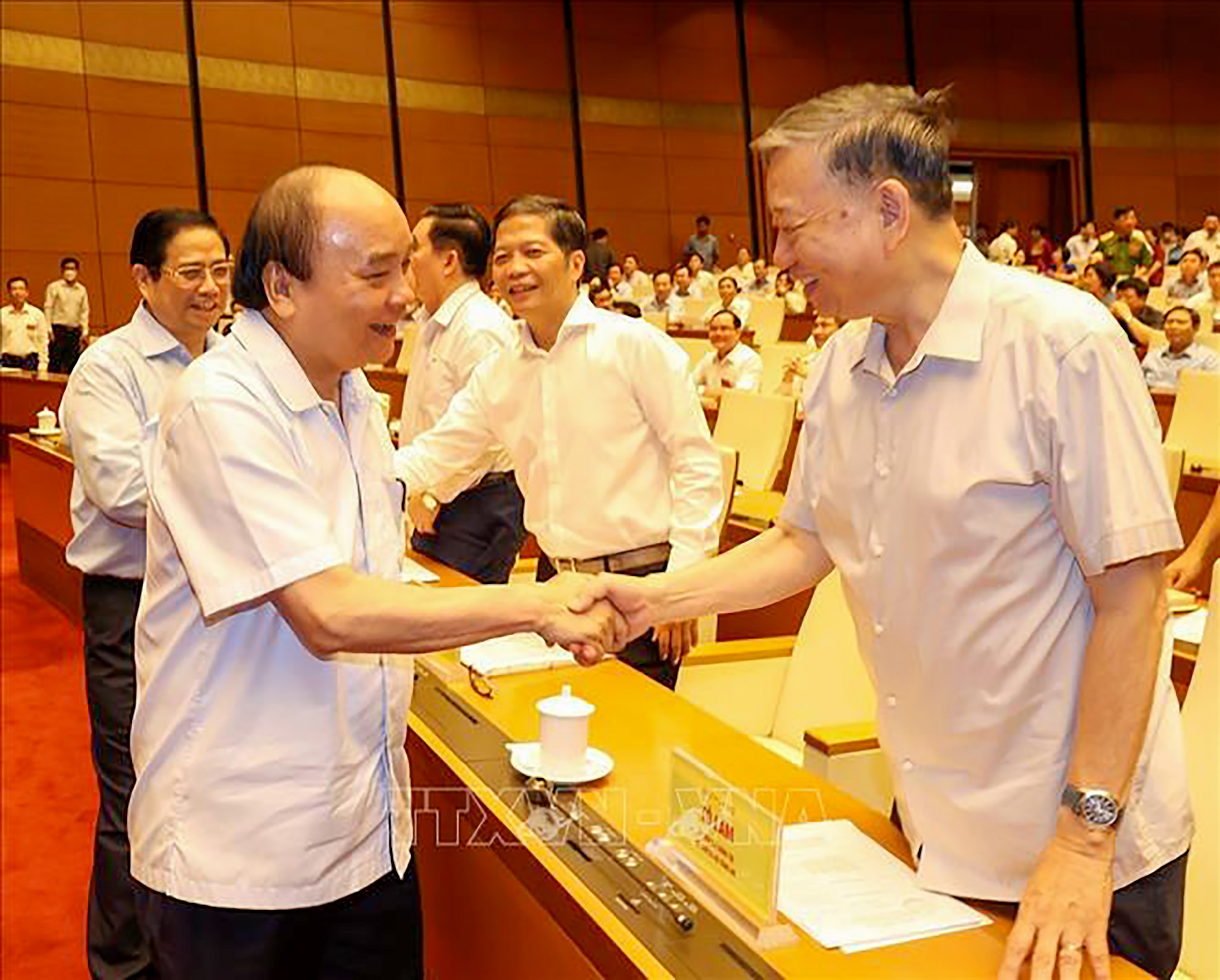 Chủ tịch nước Nguyễn Xuân Phúc, Thủ tướng Chính phủ Phạm Minh Chính và các đồng chí lãnh đạo Đảng, Nhà nước dự hội nghị. Ảnh: TTXVN.