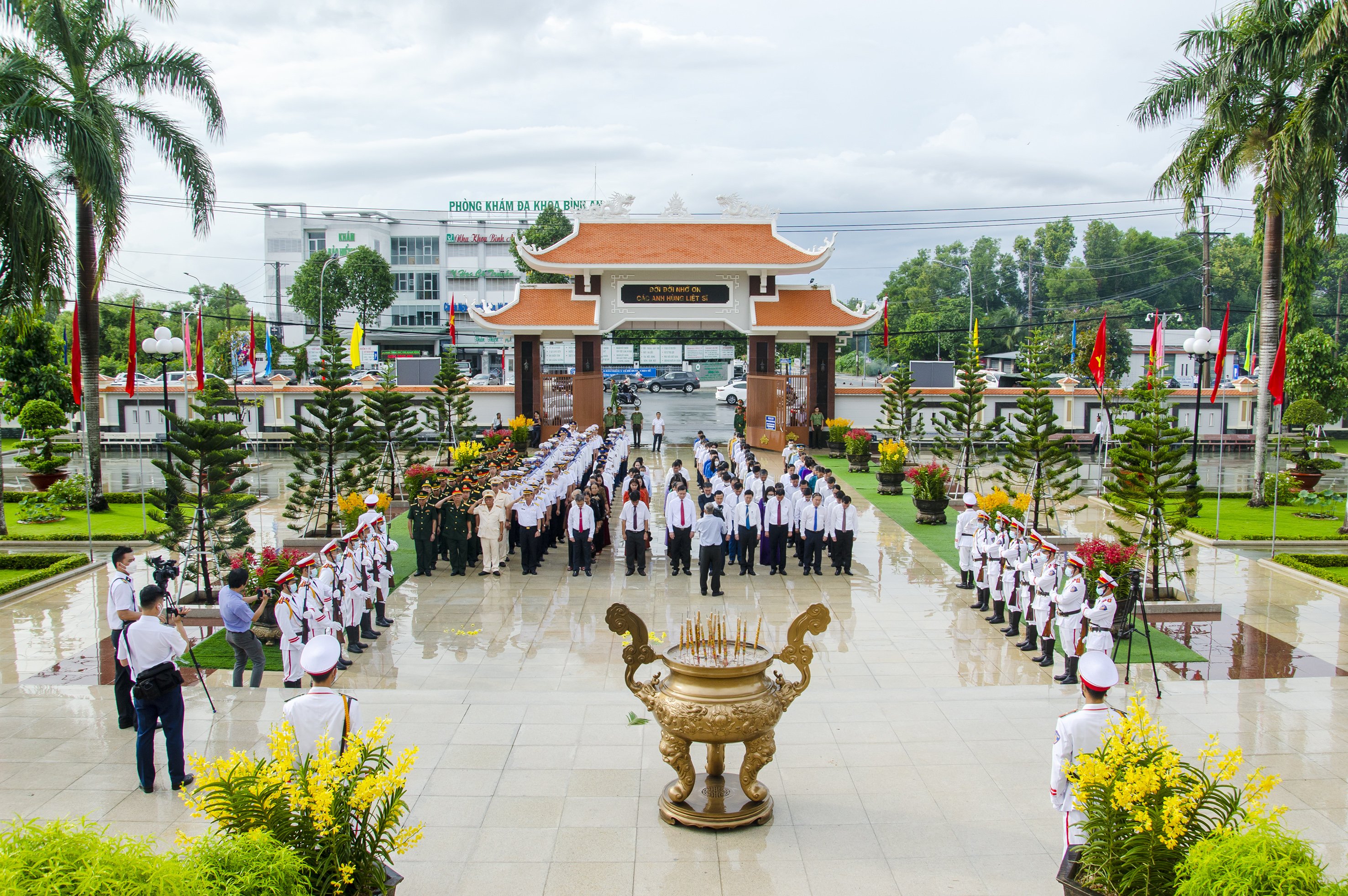 Quang cảnh lễ viếng.