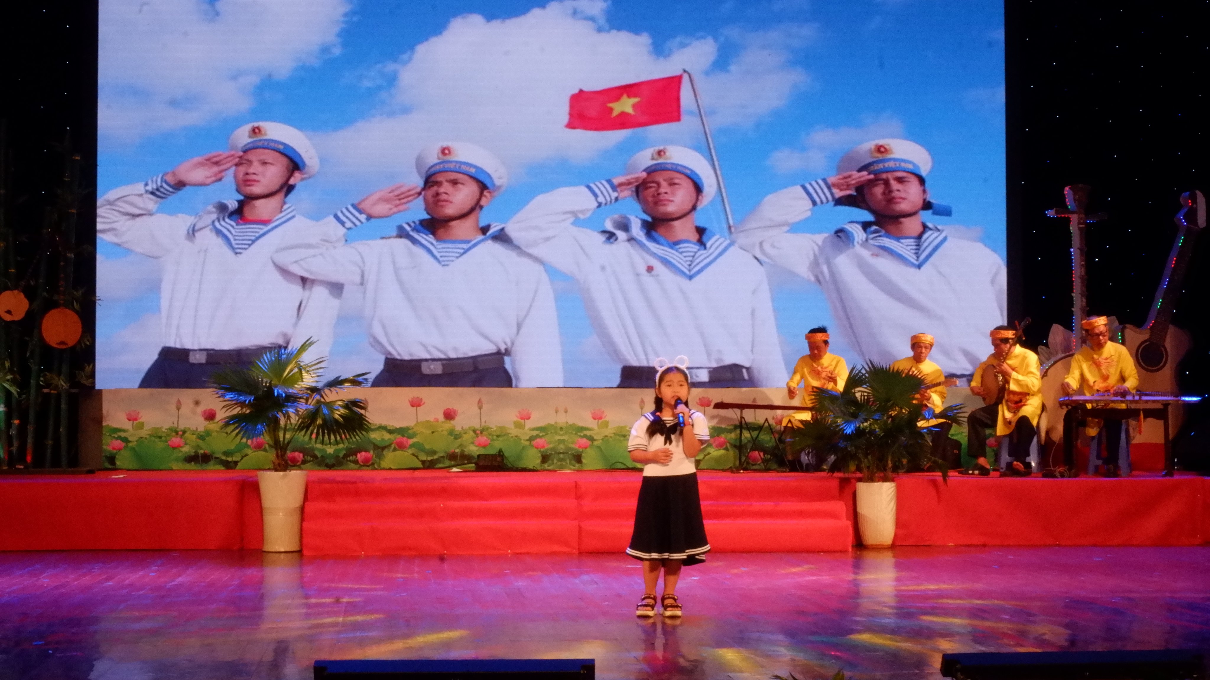 Tiết mục của tài tử nhí Lê Thị Hoài Liên đến từ Đội ĐCTT huyện Côn Đảo.