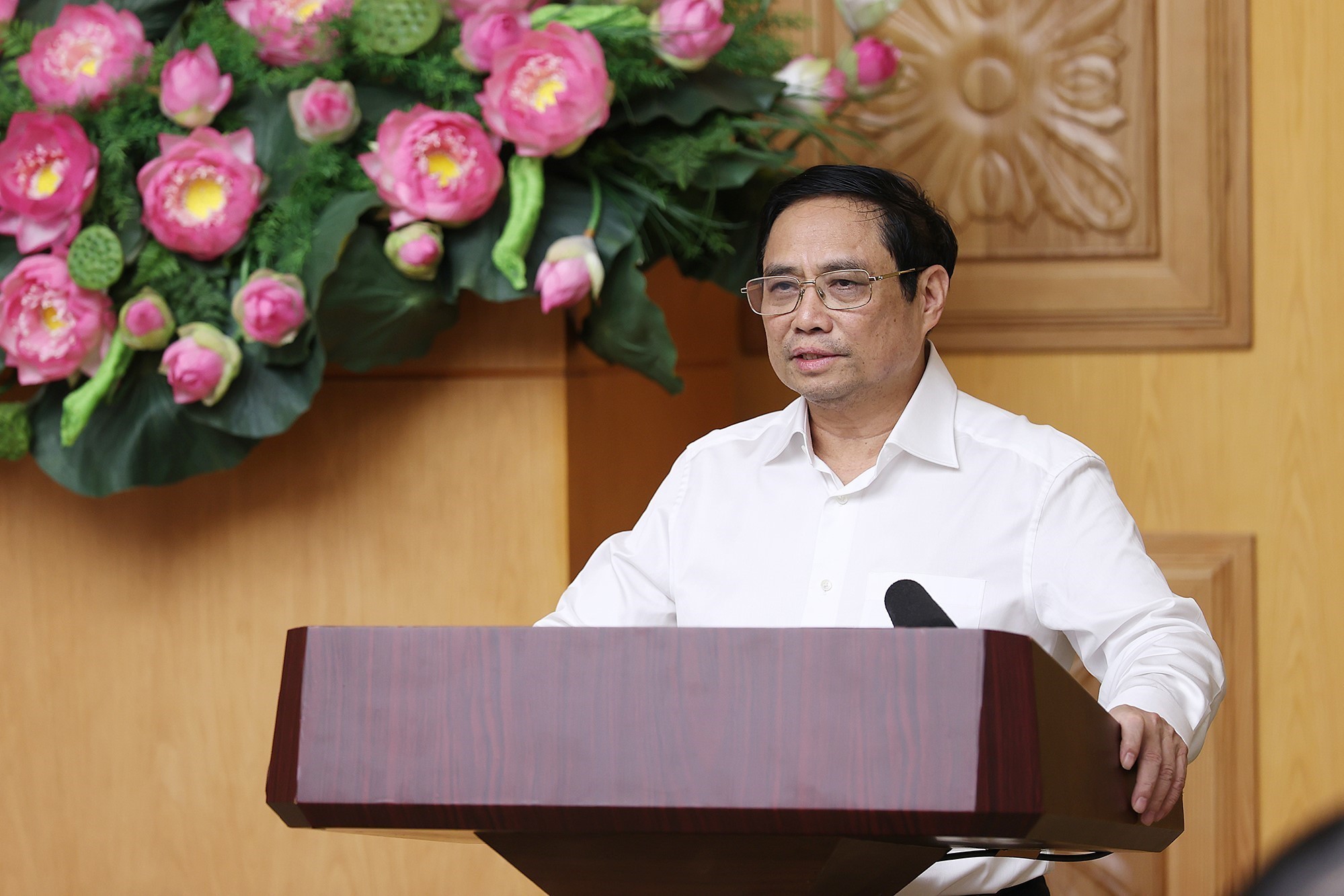 Thủ tướng Phạm Minh Chính phát biểu chỉ đạo tại phiên họp. Ảnh: DƯƠNG GIANG
