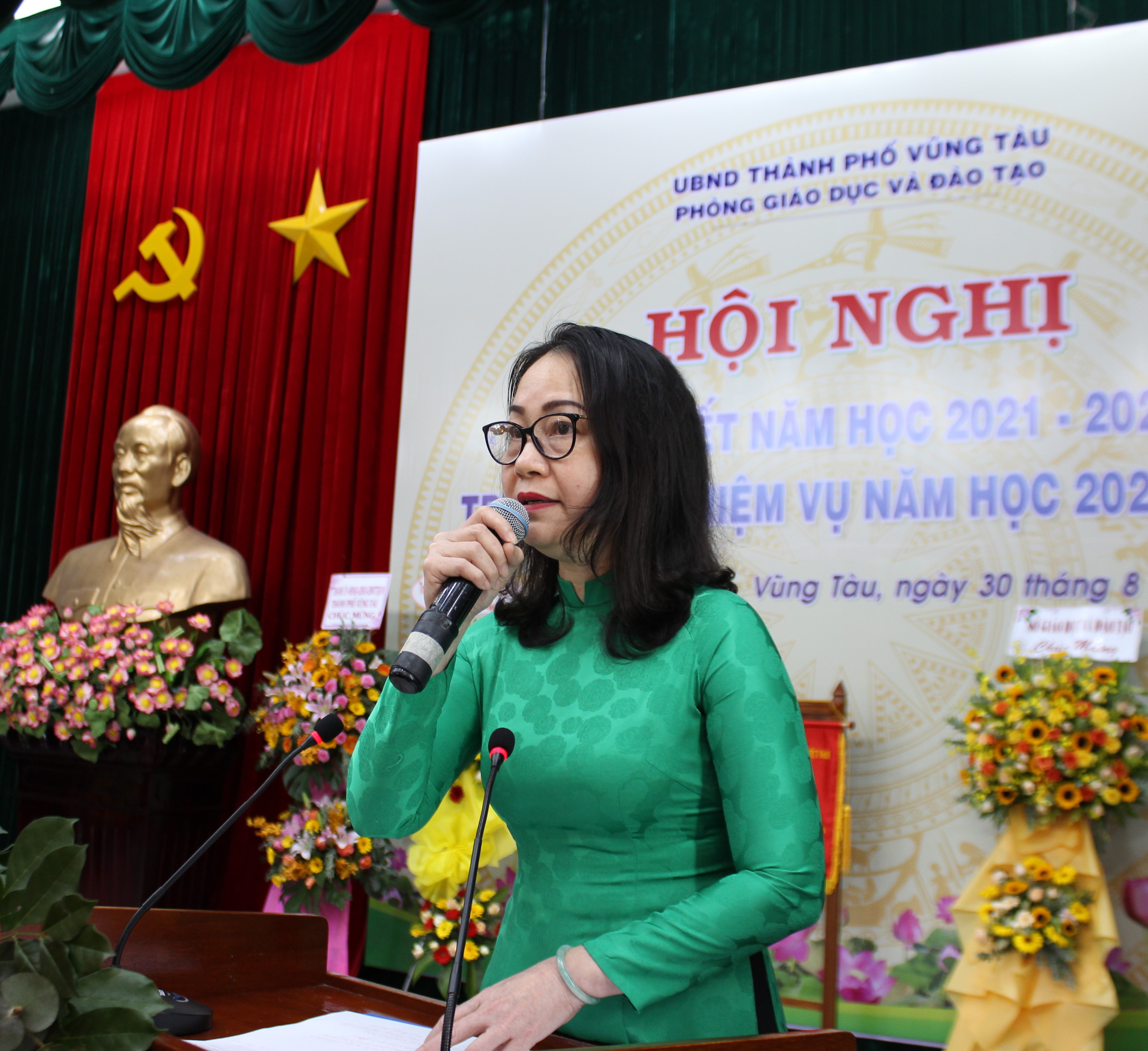 Bà Trần Thị Ngọc Châu phát biểu chỉ đạo tại hội nghị