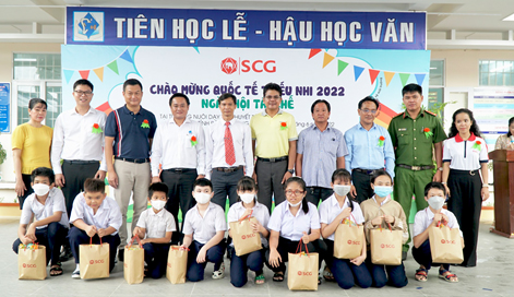 SCG tổ chức ngày hội Quốc tế thiếu nhi với chủ đề Ngày hội tái chế ngập tràn niềm vui cho các em học sinh khuyết tật.