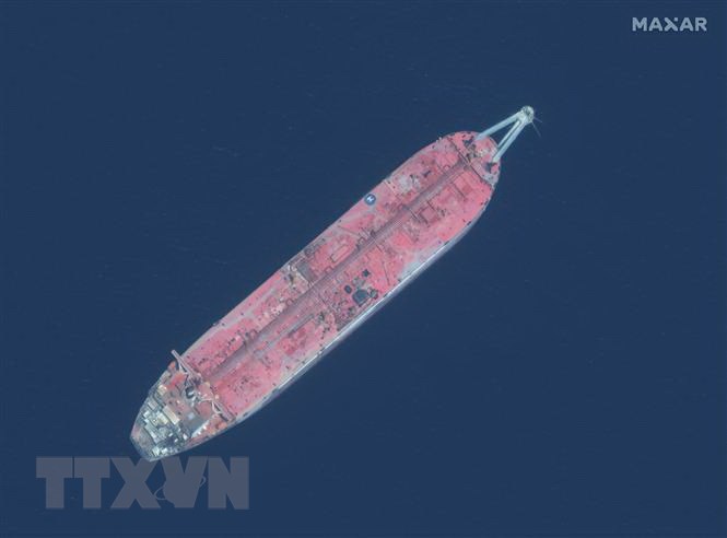 Tàu Safer mắc kẹt ngoài khơi cảng Ras Isa, Yemen, ngày 19/7/2020.