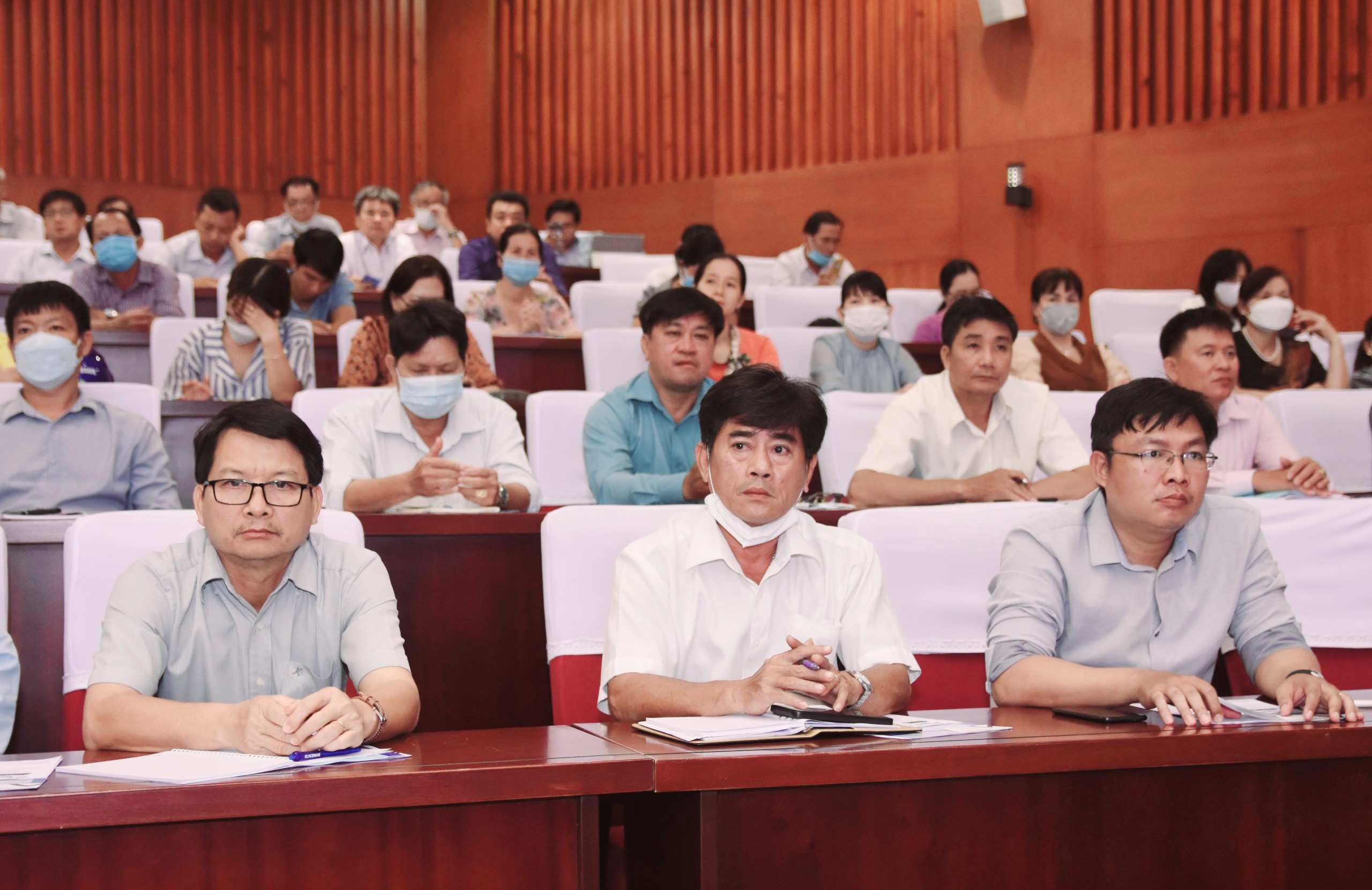 Hội nghị tập huấn nhằm giúp các cơ sở giáo dục thực hiện tốt hơn quy chế dân chủ cơ sở, công tác thanh tra nhân dân tại đơn vị mình.
