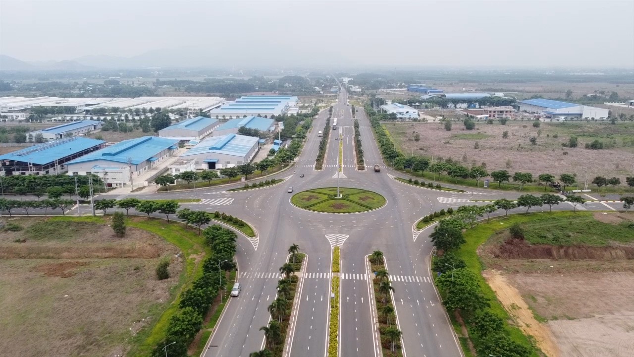 Hạ tầng kỹ thuật trong KCN Sonadezi Châu Đức được đầu tư bài bản, đồng bộ với hệ thống giao thông  thuận lợi