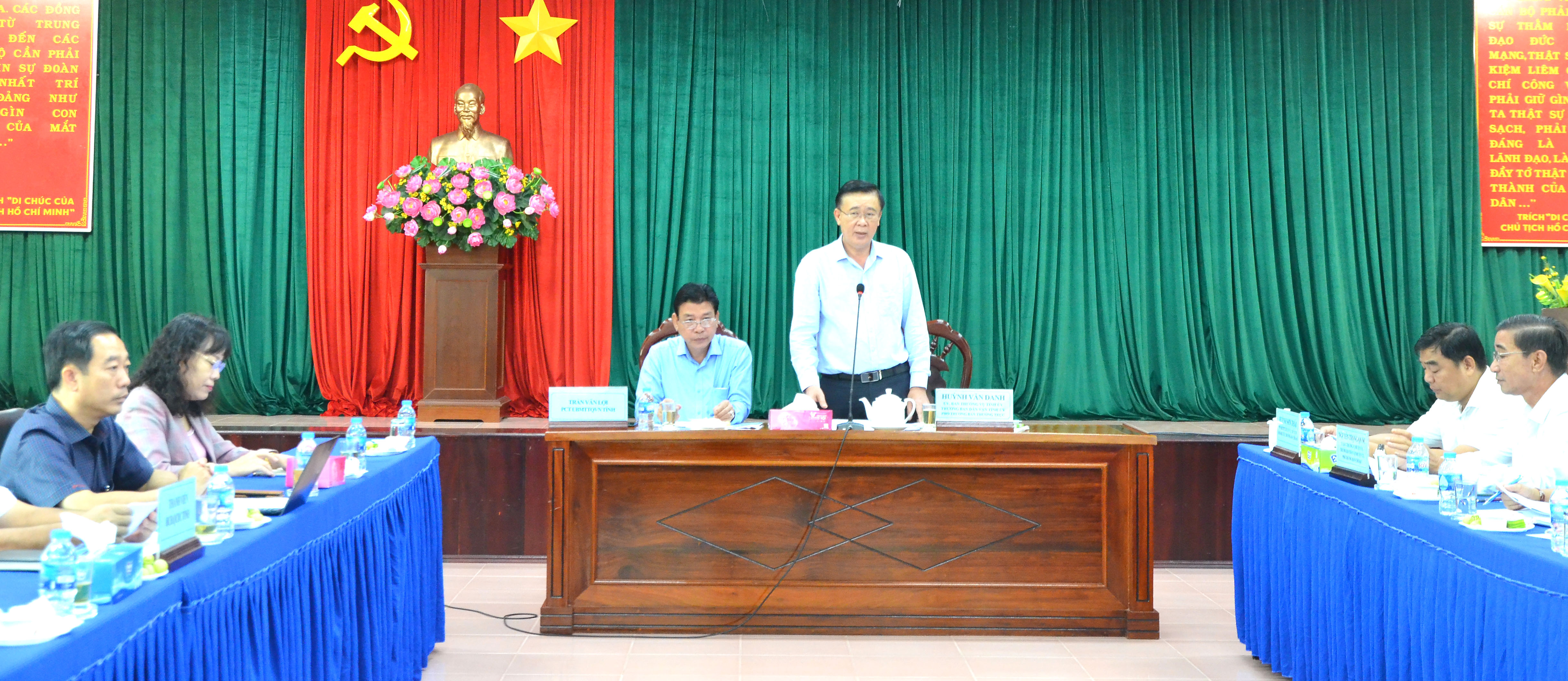 Ông Huỳnh Văn Danh, Trưởng Ban Dân vận Tỉnh ủy phát biểu chỉ đạo tại buổi kiểm tra.