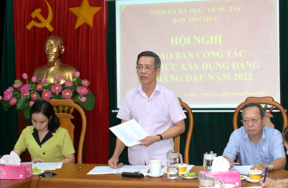 Trưởng Ban Tổ chức Tỉnh ủy Lưu Tài Đoàn kết luận hội nghị.