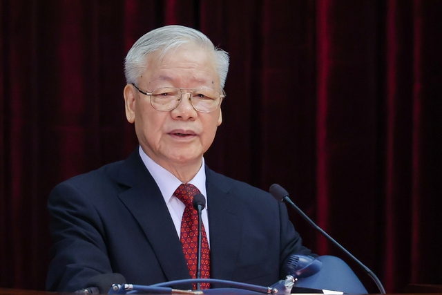 Tổng Bí thư Nguyễn Phú Trọng phát biểu khai mạc hội nghị.  