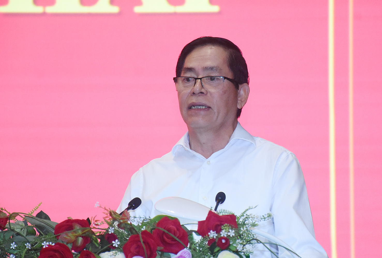 Bí thư Tỉnh ủy Phạm Viết Thanh phát biểu khai mạc hội nghị