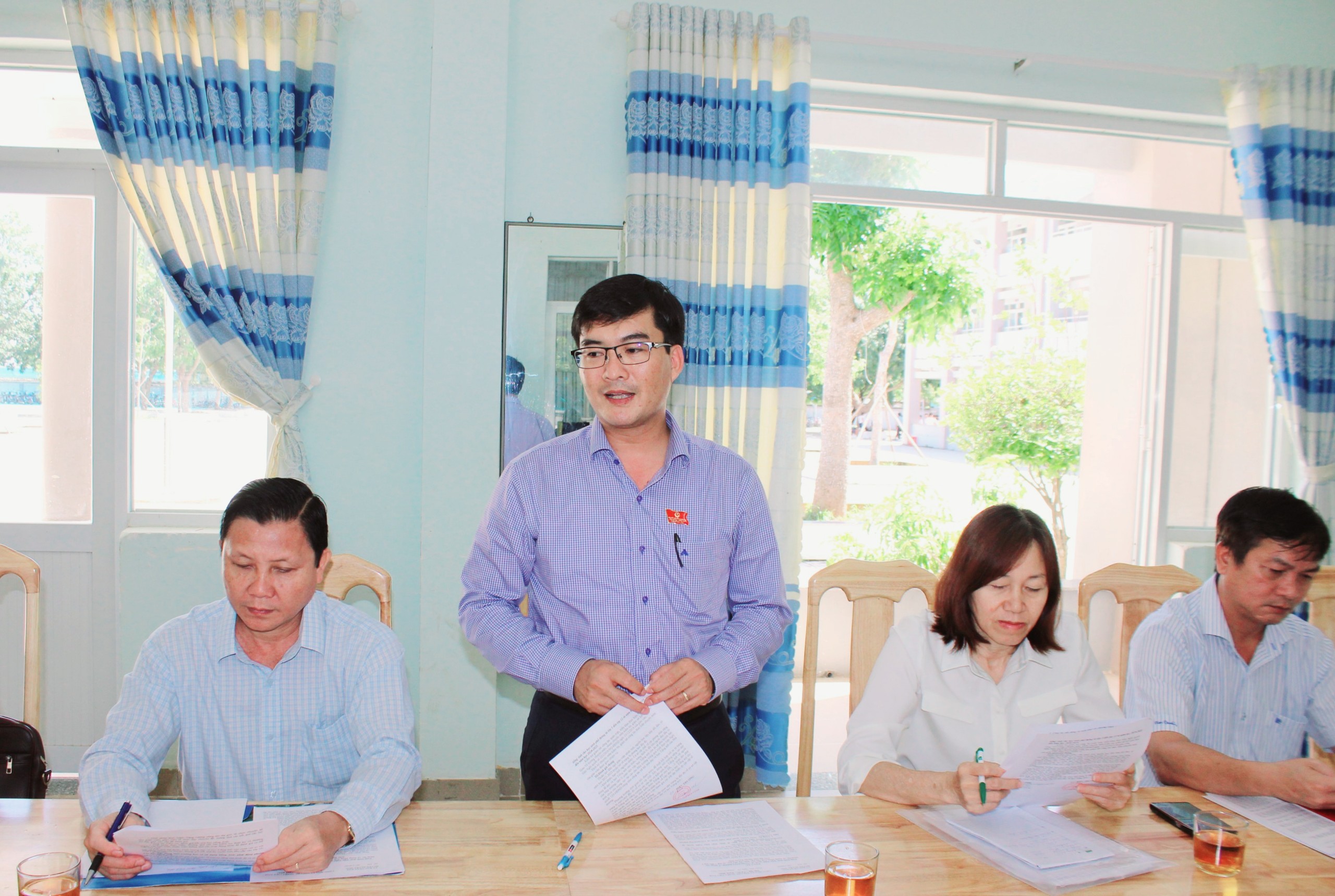 Qua khảo sát thực tế, đoàn ghi nhận những khó khăn, vướng mắc và đề xuất, kiến nghị của các trường trên địa bàn trong việc triển khai Nghị quyết 123.