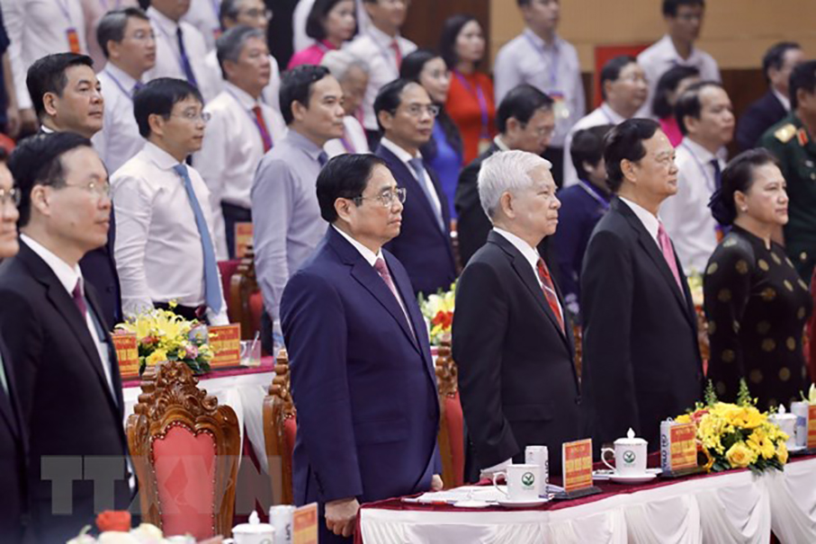 Thủ tướng Phạm Minh Chính và các lãnh đạo, nguyên lãnh đạo Đảng, Nhà nước tham dự buổi lễ.