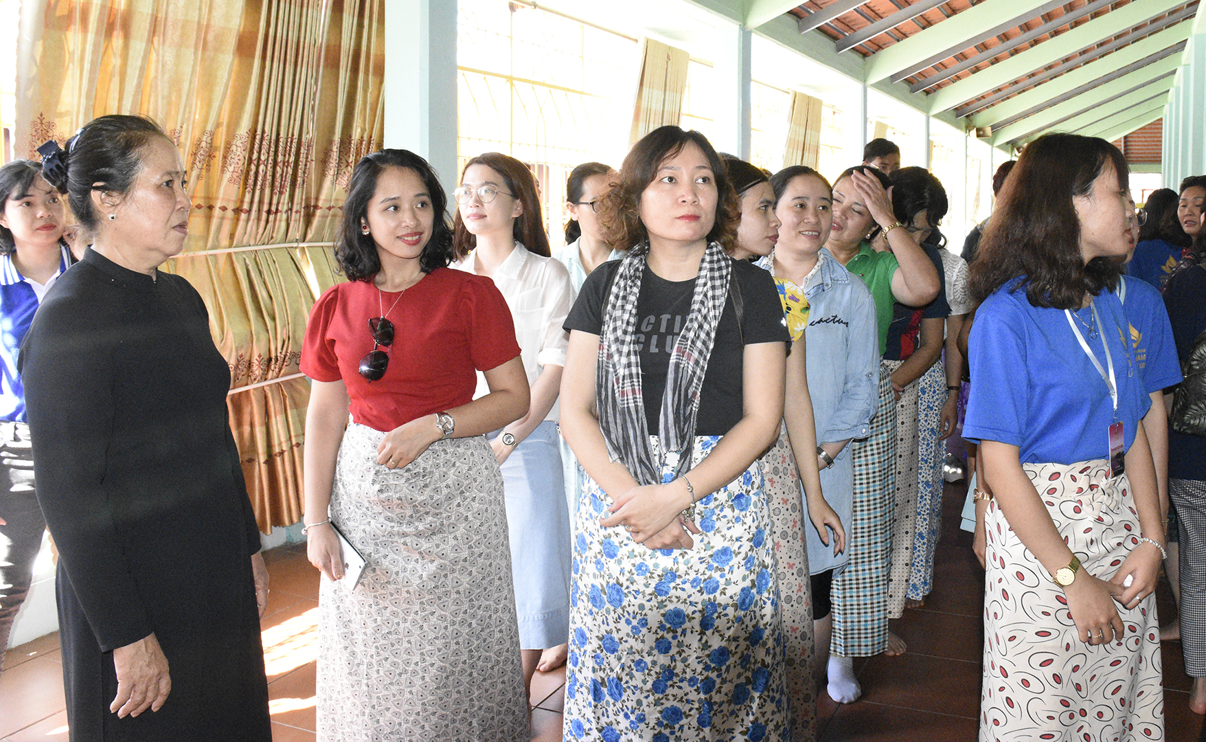 Đoàn lữ hành khảo sát Nhà Lớn - Long Sơn vào năm 2020. Đây là hoạt động cụ thể hóa thỏa thuận liên kết du lịch vùng Đông Nam Bộ.