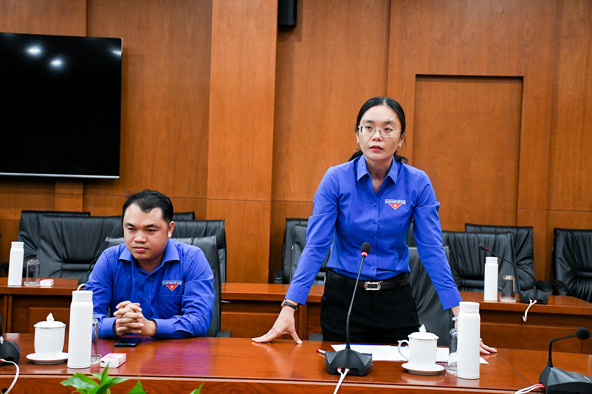 Chị Hồ Thị Ánh Tuyết, Bí thư Tỉnh Đoàn đại diện Đoàn đại biểu tiếp thu những nhiệm vụ được giao.