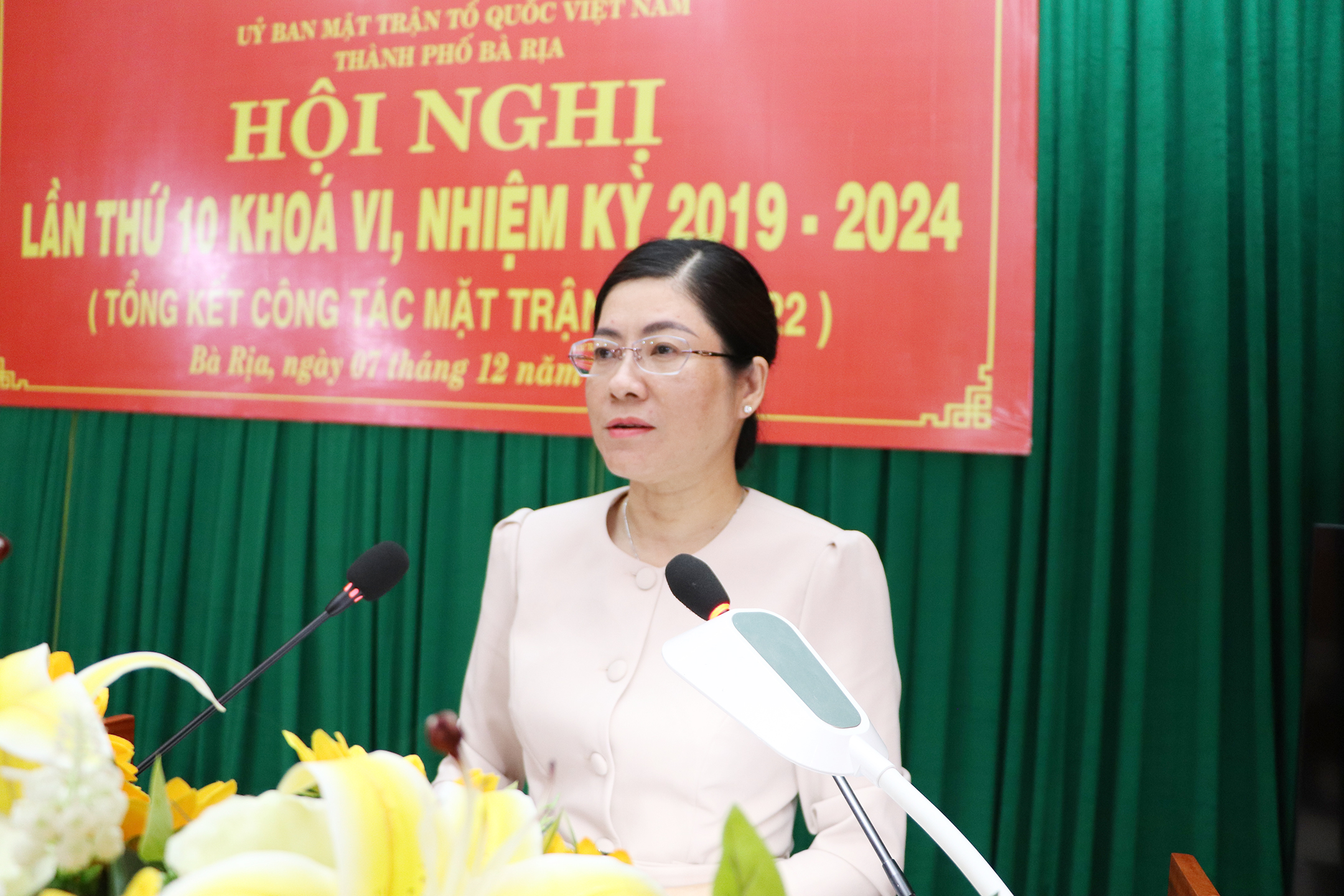 Bà Lê Thị Thủy, Phó Bí thư Thường thực Thành ủy Bà Rịa phát biểu chỉ đạo hội nghị.