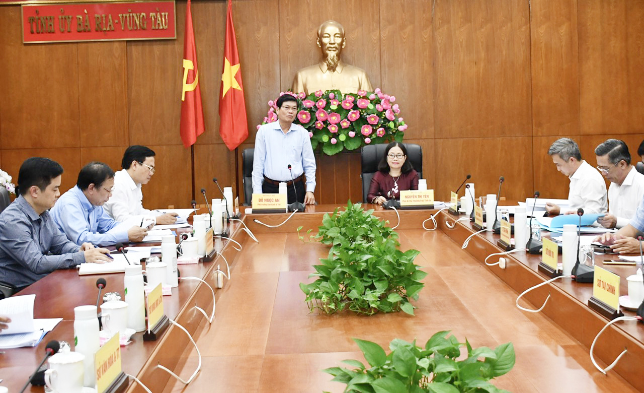 Ông Đỗ Ngọc An phát biểu kết luận buổi làm việc.