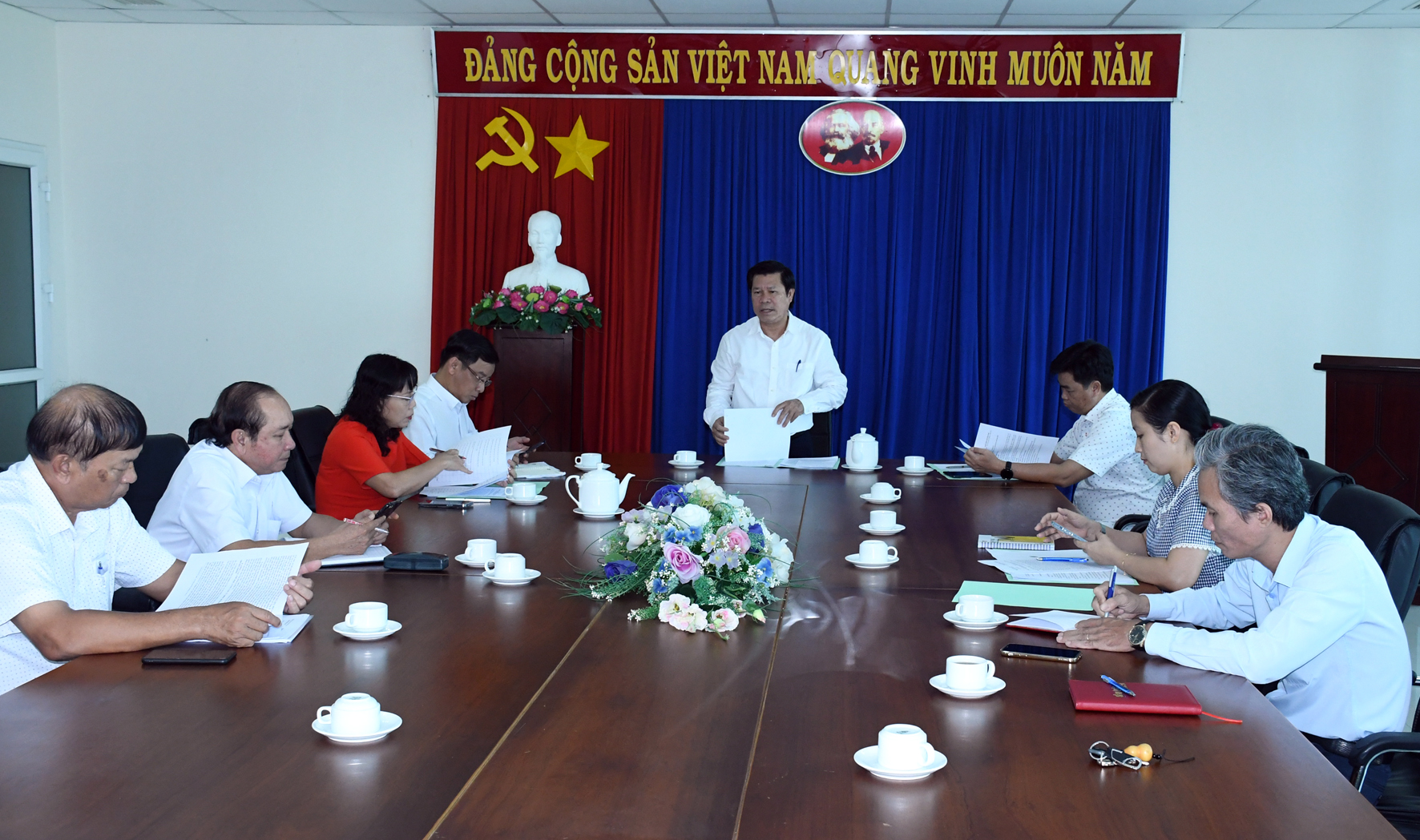 Ông Nguyễn Văn Xinh, Ủy viên Ban Thường vụ Tỉnh ủy, Trưởng Ban Tuyên giáo Tỉnh ủy phát biểu kết luận giao ban báo chí.