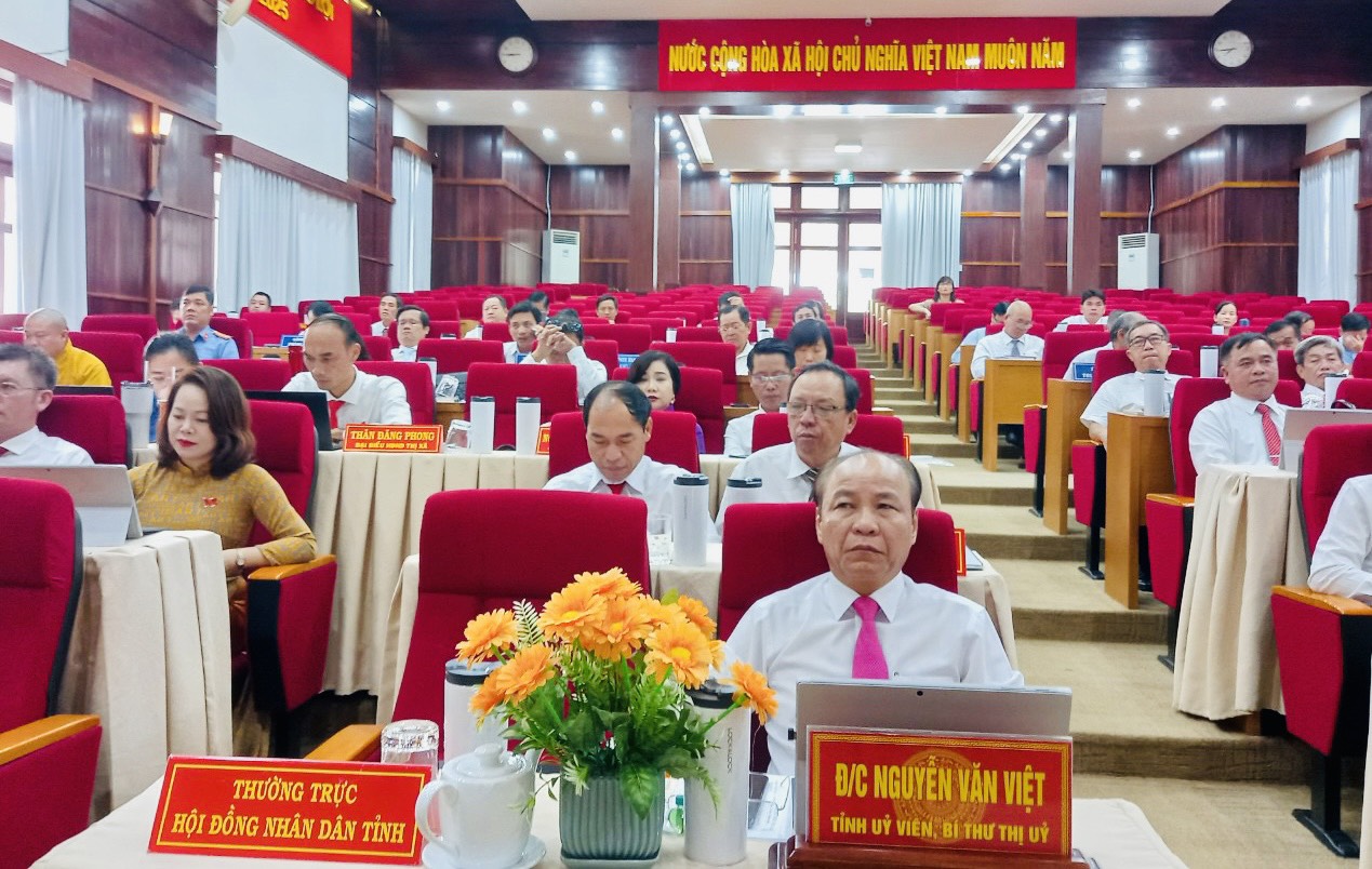 Ông Nguyễn Văn Việt, Bí thư Thị ủy Phú Mỹ tham dự cuộc họp