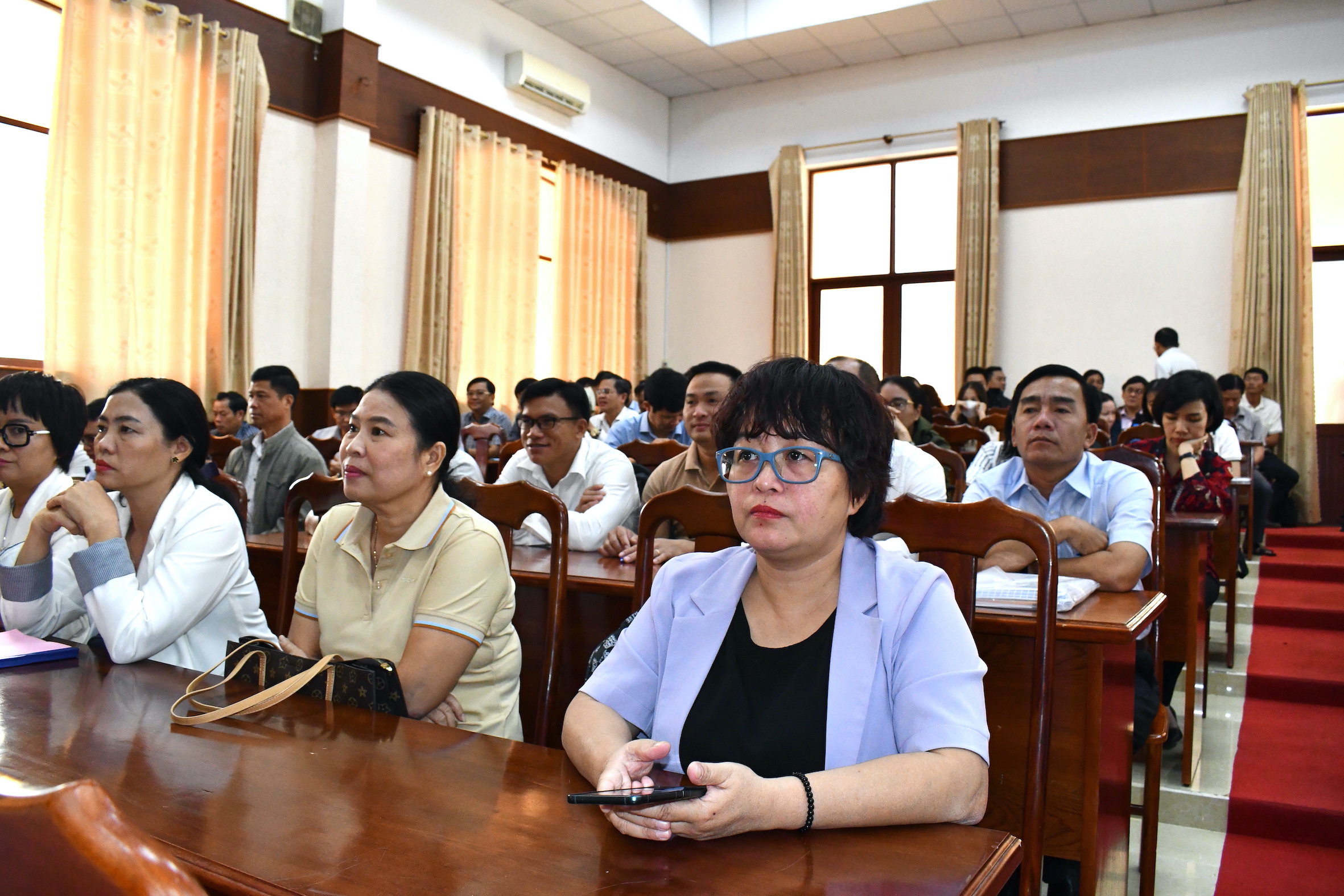 238 thí sinh tham gia kỳ thi nâng ngạch công chức, thăng hạng viên chức.