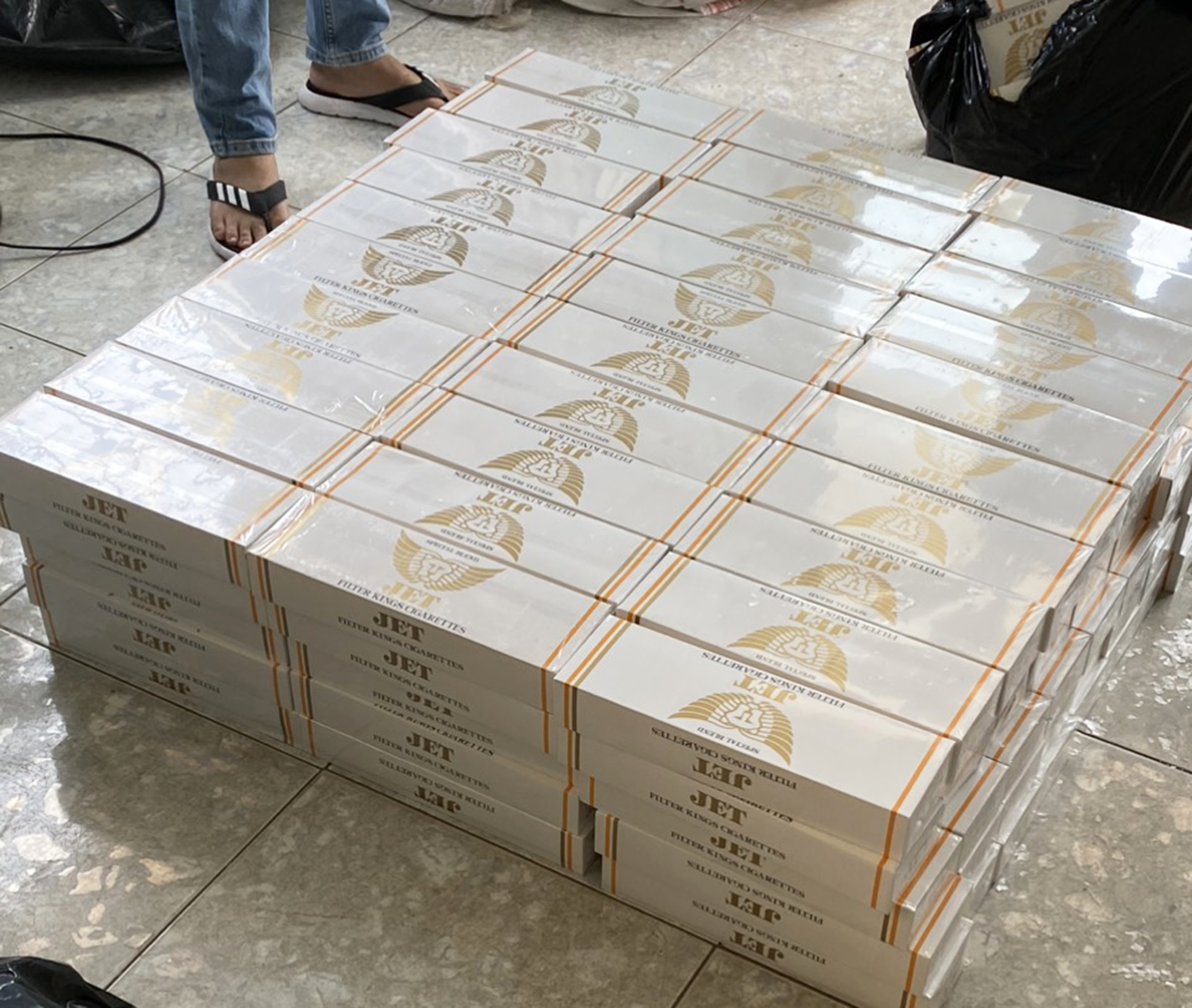 Thuốc lá hiệu JET