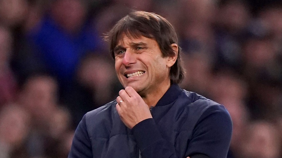 Conte đang trải qua giai đoạn đầy thách thức ở năm thứ 2 dẫn dắt Tottenham. 