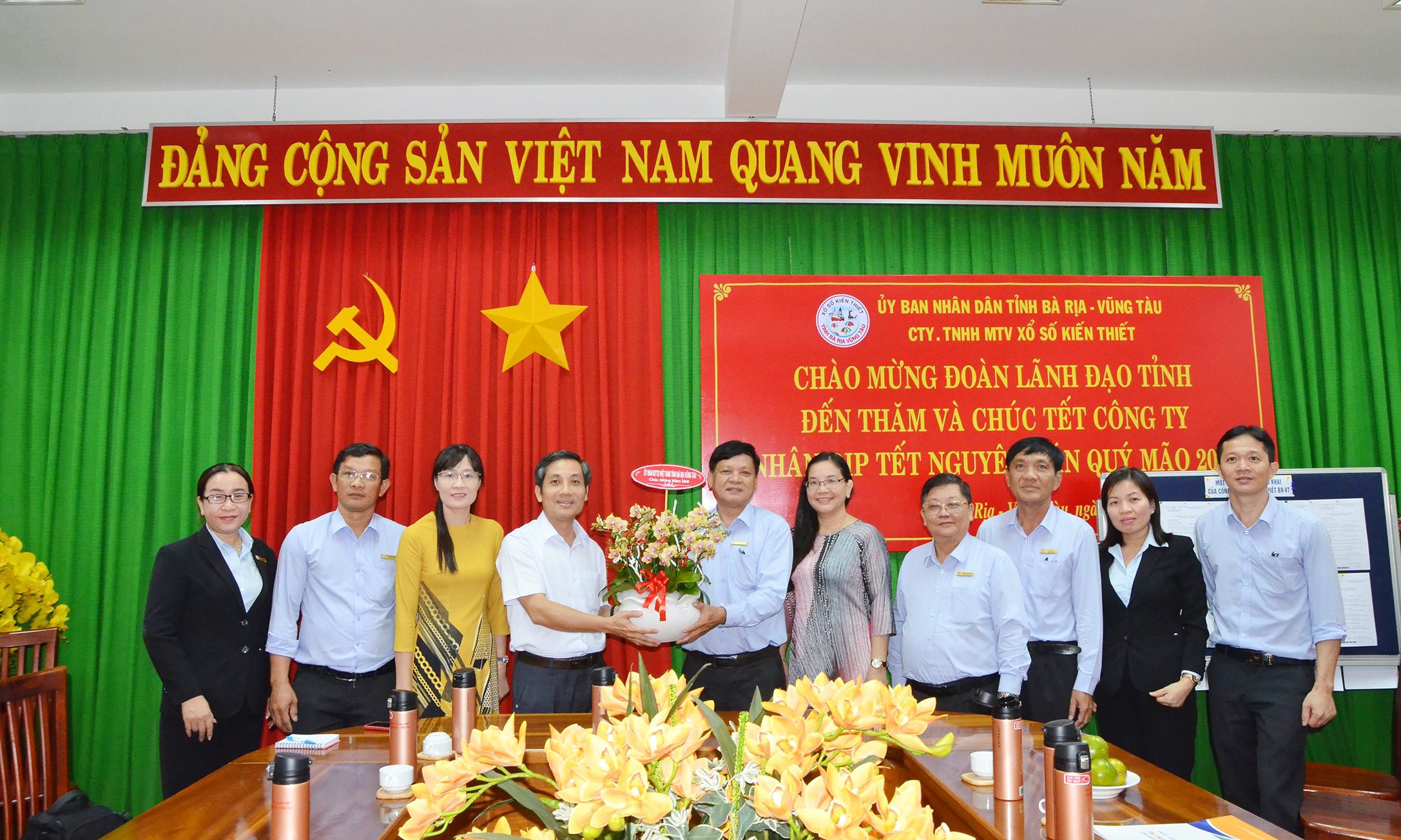 Đoàn thăm, chúc Tết tới Ban lãnh đạo và người lao động Công ty TNHH MTV Xổ số Kiến thiết tỉnh Bà Rịa-Vũng Tàu.