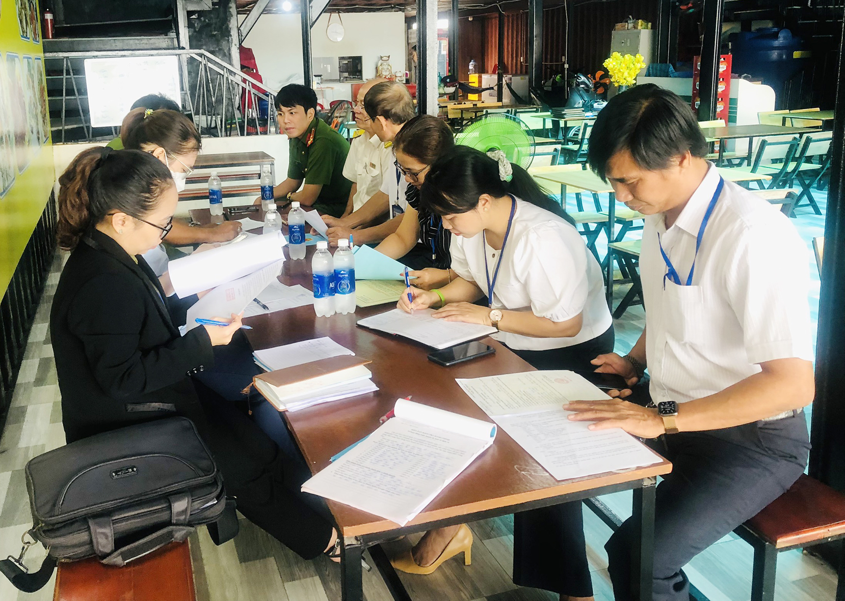 Đoàn Kiểm tra Liên ngành Du lịch Dịch vụ TP.Vũng Tàu kiểm tra quy định trong kinh doanh tại quán Sao Biển