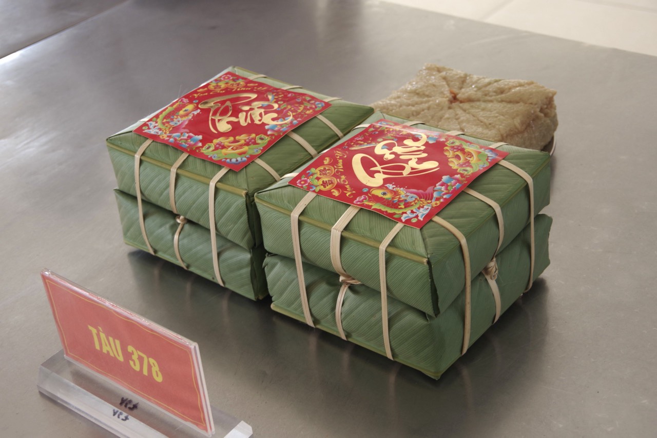 Cặp bánh chưng đạt giải Nhất của cán bộ, chiến sĩ Tàu 378 – Lữ đoàn 167.
