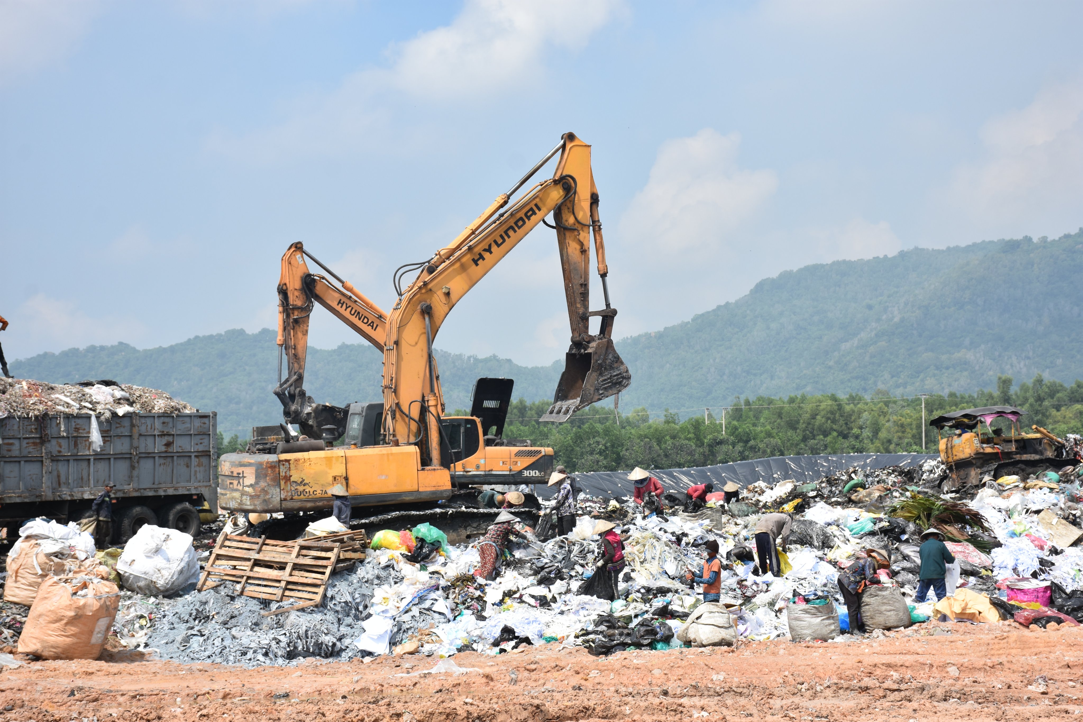 Xử lý rác thải sinh hoạt tại Công ty TNHH Kbec Vina
