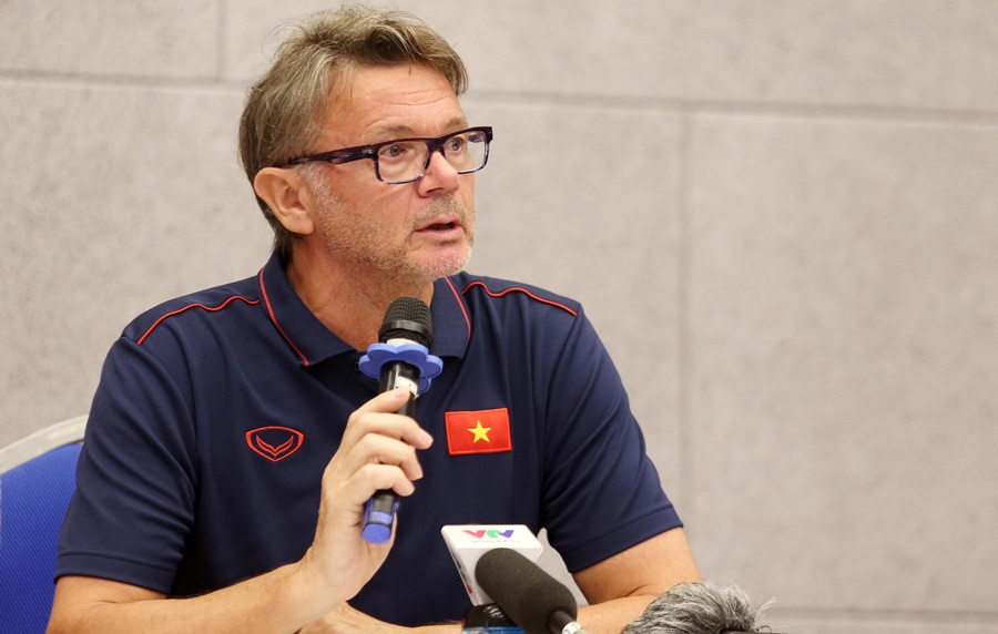 HLV Troussier có phải canh bạc của VFF?