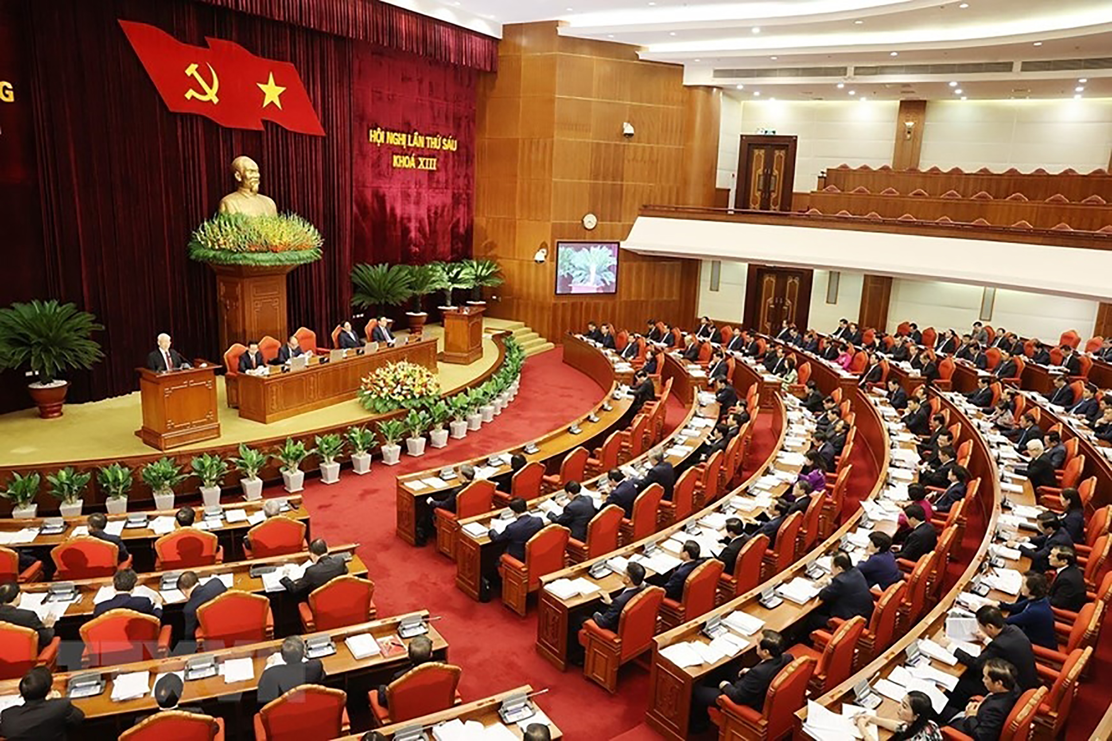 Quang cảnh Hội nghị lần thứ sáu Ban Chấp hành Trung ương Đảng khóa XIII. Ảnh: TTXVN