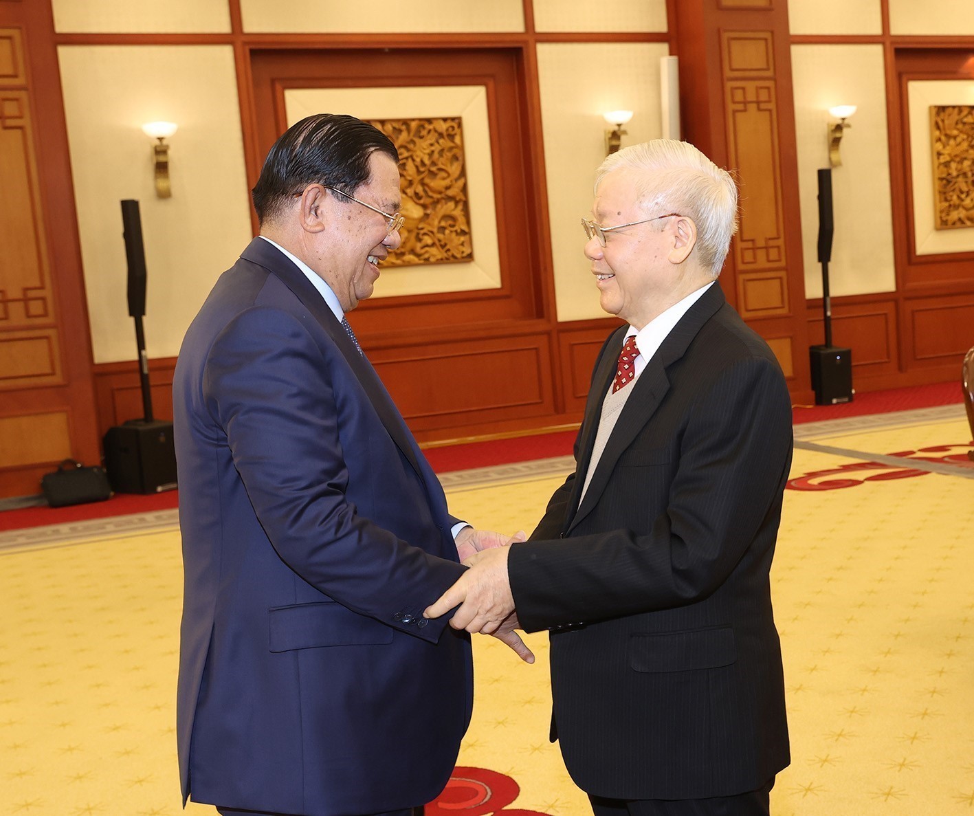 Tổng Bí thư Nguyễn Phú Trọng đón Chủ tịch Đảng Nhân dân, Thủ tướng Campuchia Hun Sen. Ảnh: TRÍ DŨNG
