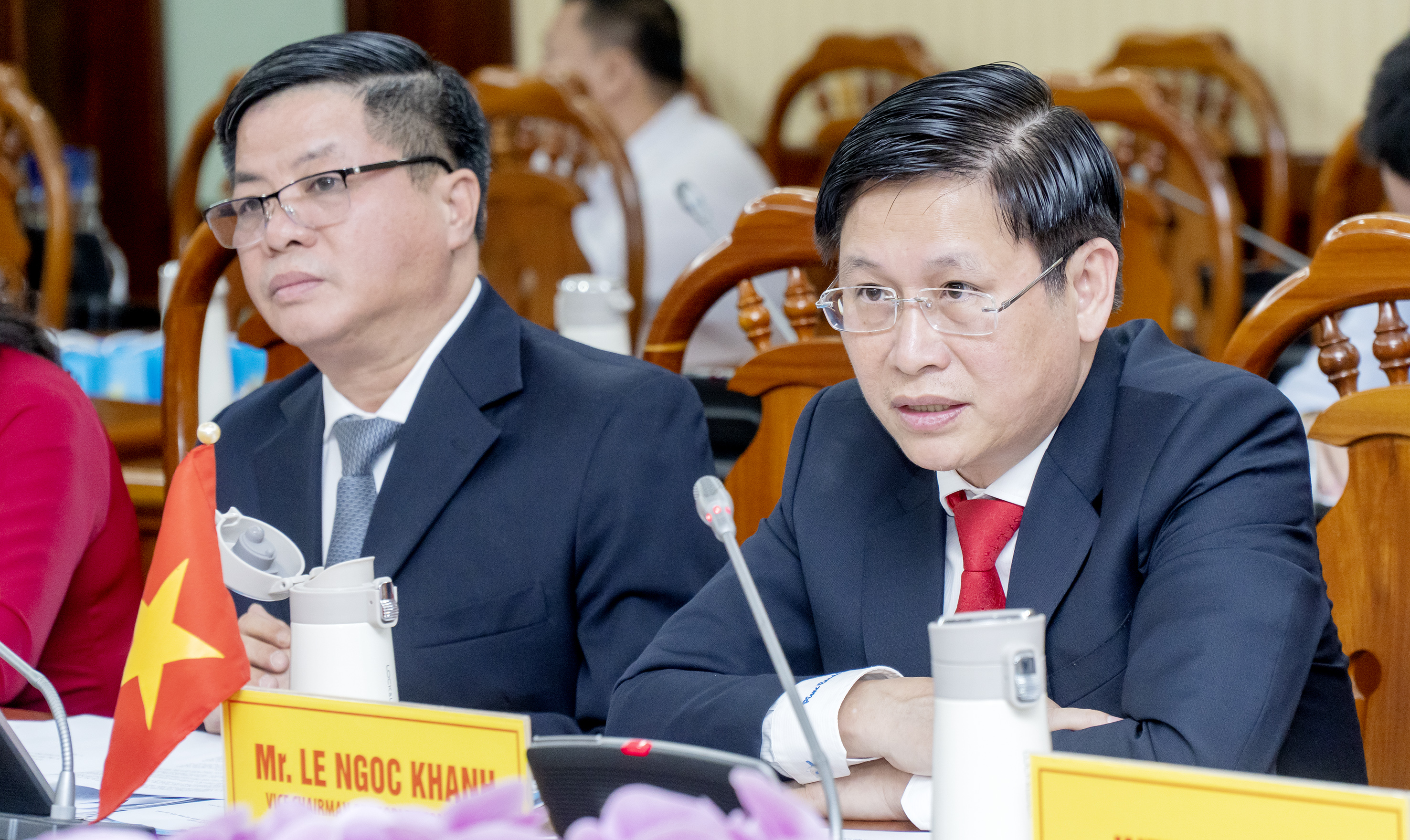 ông Lê Ngọc Khánh, Phó Chủ tịch UBND tỉnh giới thiệu về những tiềm năng, thế mạnh của tỉnh và những lĩnh vực Bà Rịa - Vũng Tàu mong muốn hợp tác cùng phát triển với bang Tây Australia.