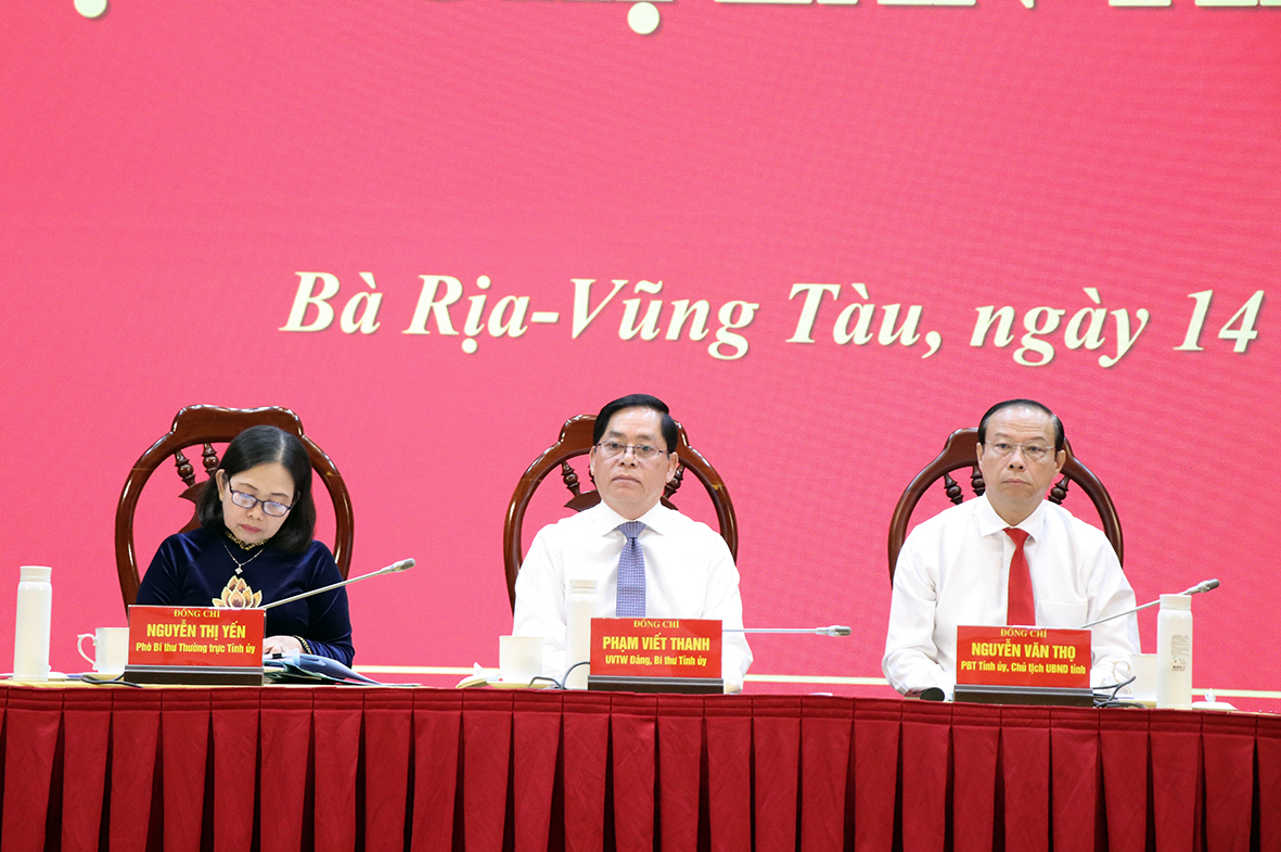 Thường trực Tỉnh ủy chủ trì Hội nghị BCH Đảng bộ tỉnh lần thứ 14, nhiệm kỳ 2020-2025.