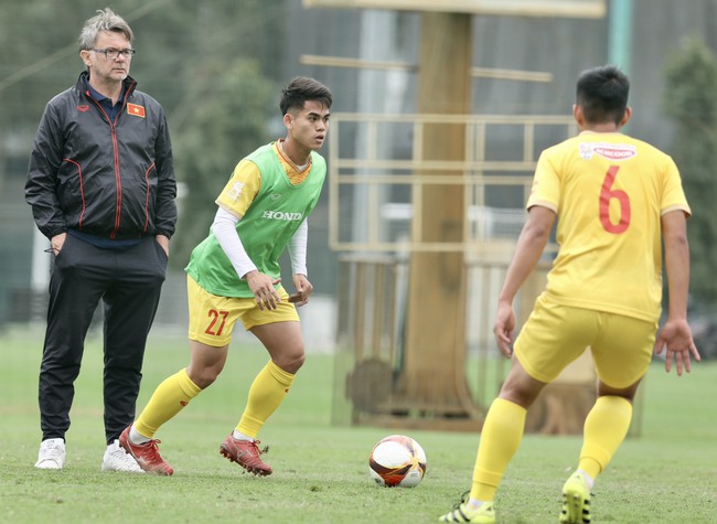 Người hâm mộ rất chờ đợi vào màn ra mắt của HLV Troussier với U23 Việt Nam ở Doha Cup sắp tới.