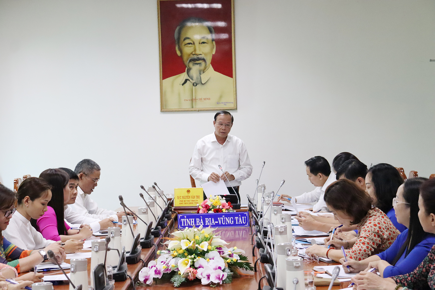 Ông Nguyễn Văn Thọ, Chủ tịch UBND tỉnh chủ trì buổi làm việc với Trung tâm Xúc tiến Đầu tư, Thương mại, Du lịch