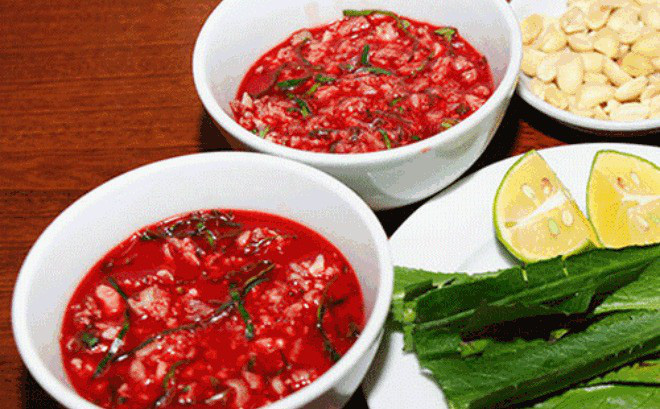 Không nên ăn tiết canh giúp phòng bệnh.